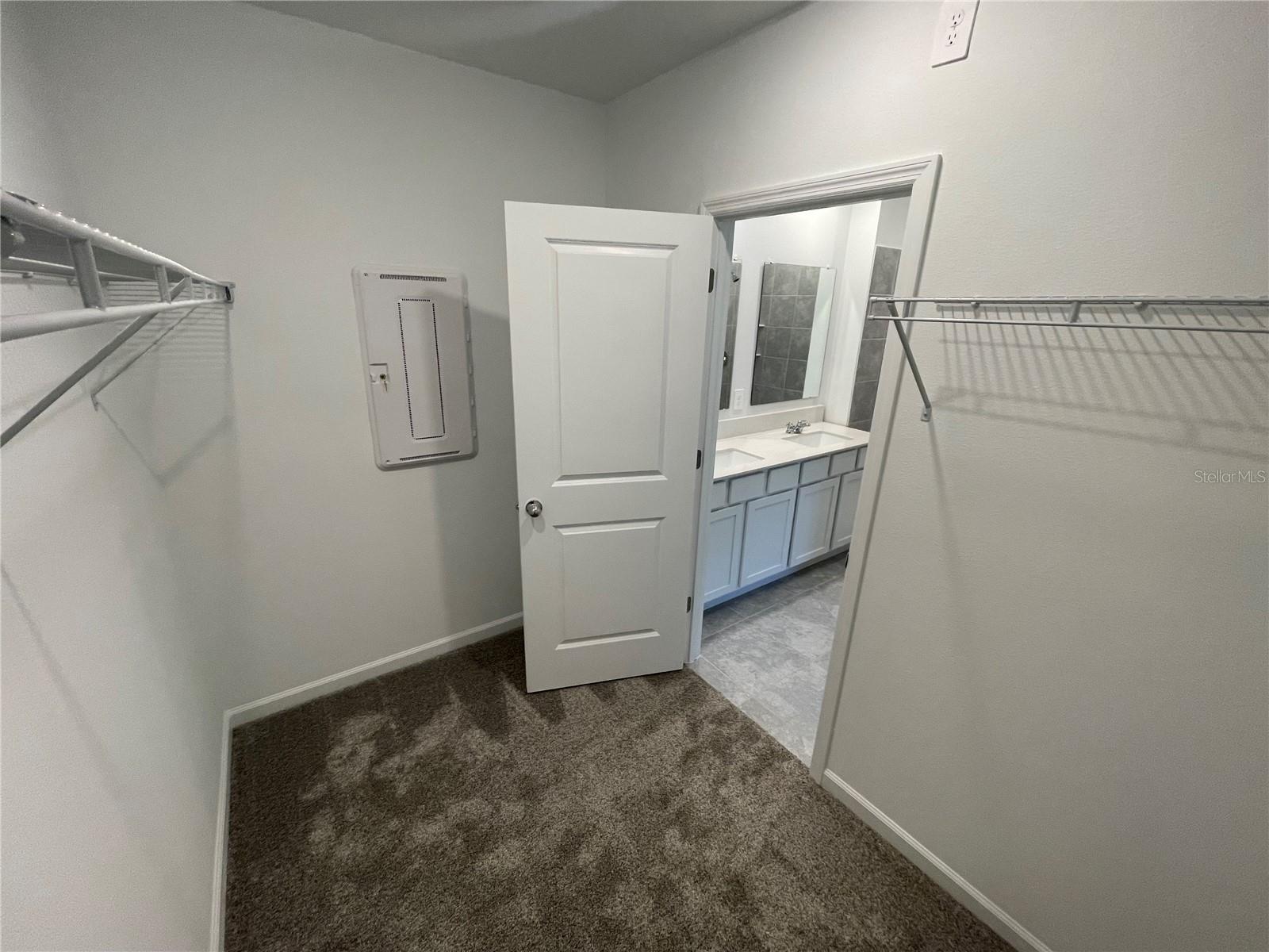 4343 Twisted Twig Bnd Property Photo 18