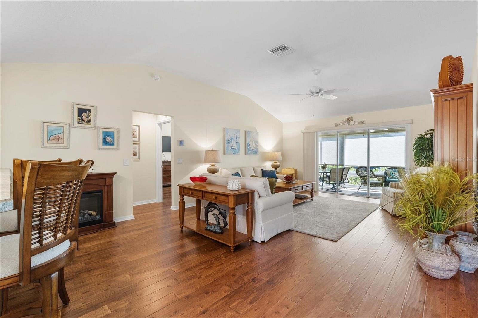 3593 Barrel Loop Property Photo 7