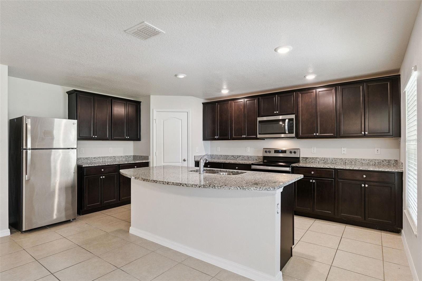1369 Brenway Dr Property Photo 13