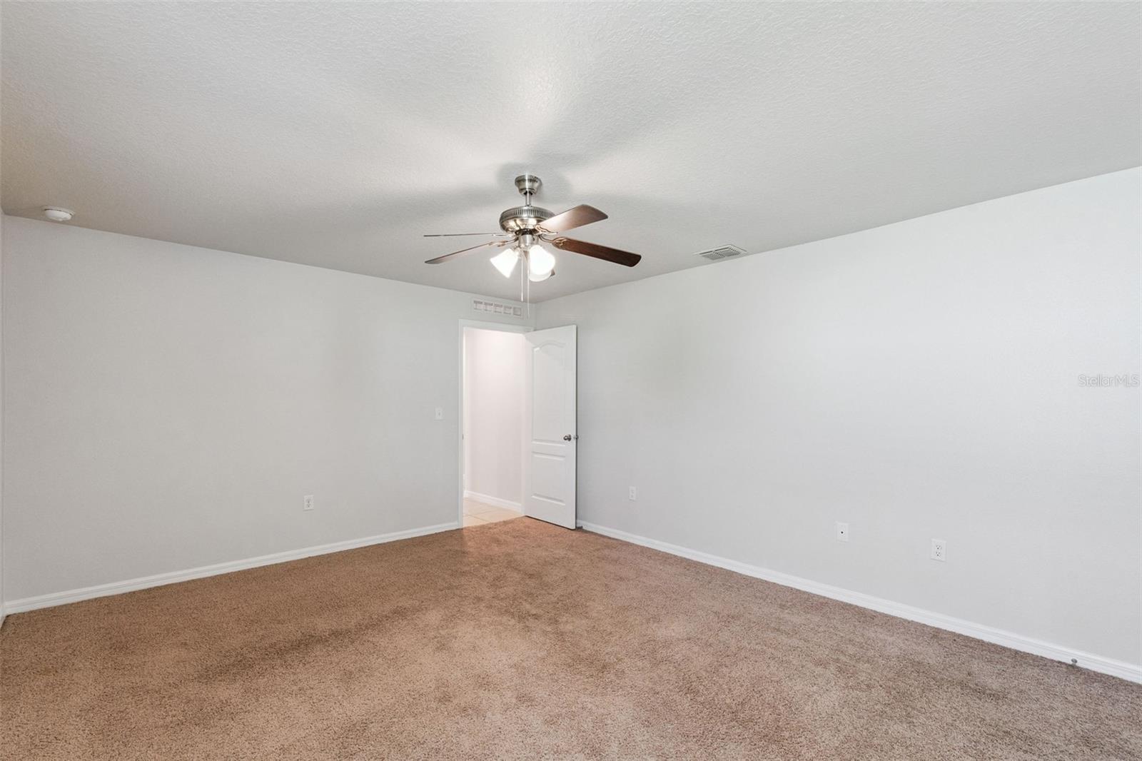 1369 Brenway Dr Property Photo 18