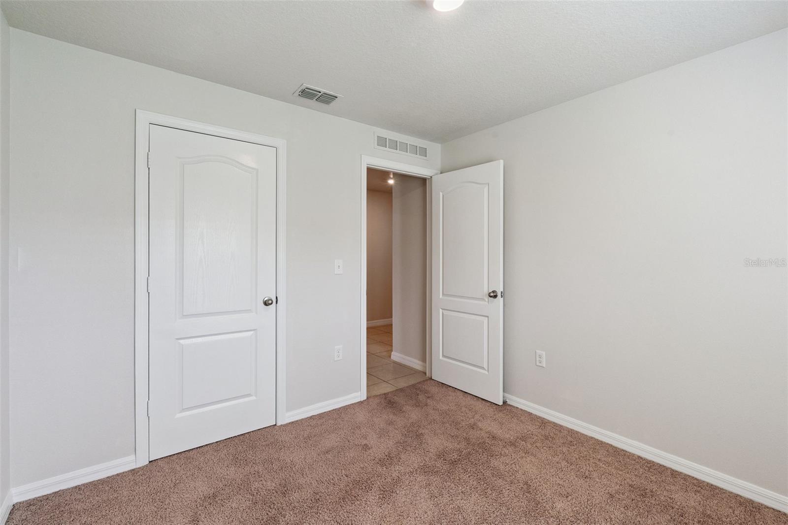 1369 Brenway Dr Property Photo 23