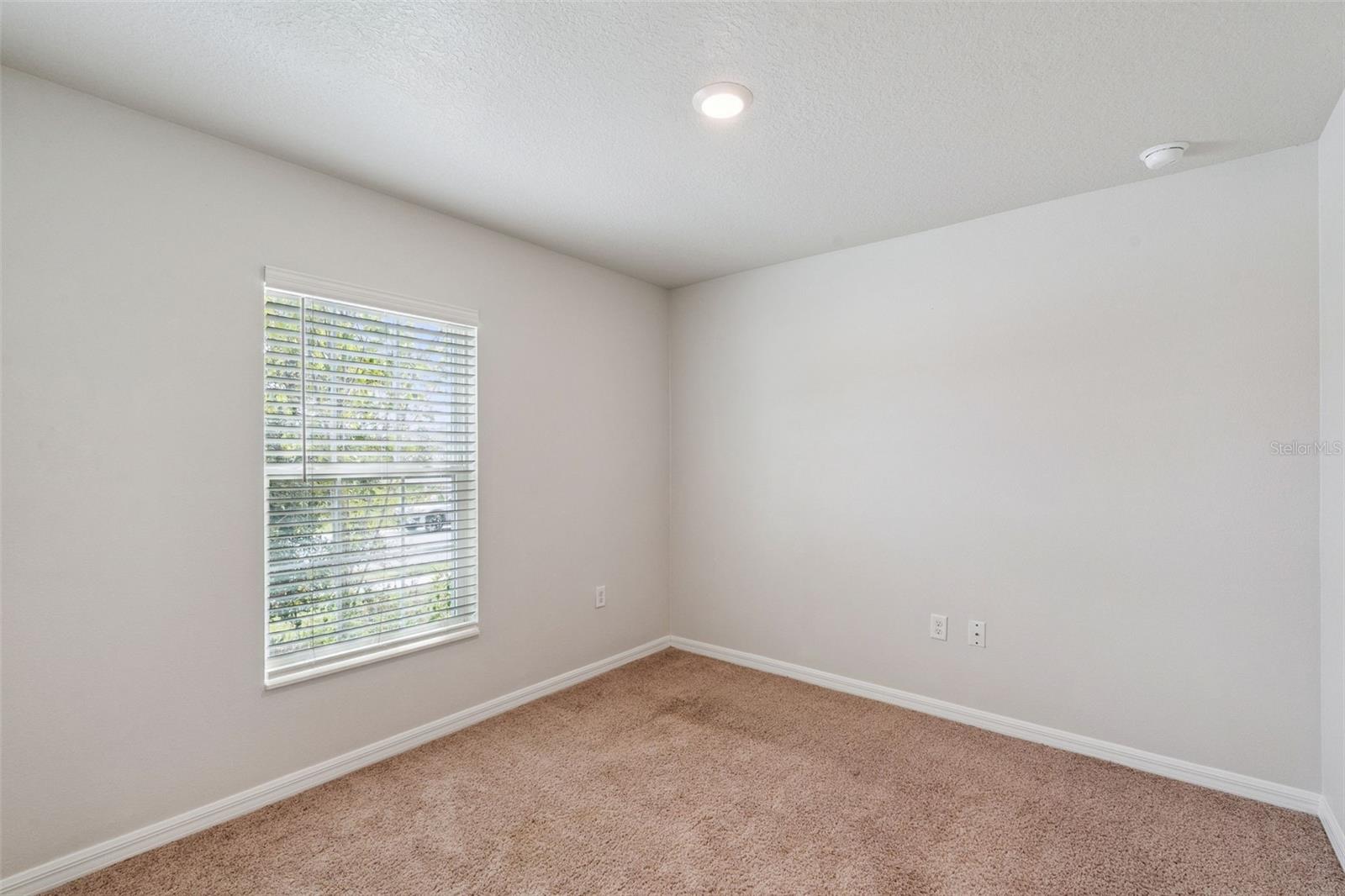 1369 Brenway Dr Property Photo 24