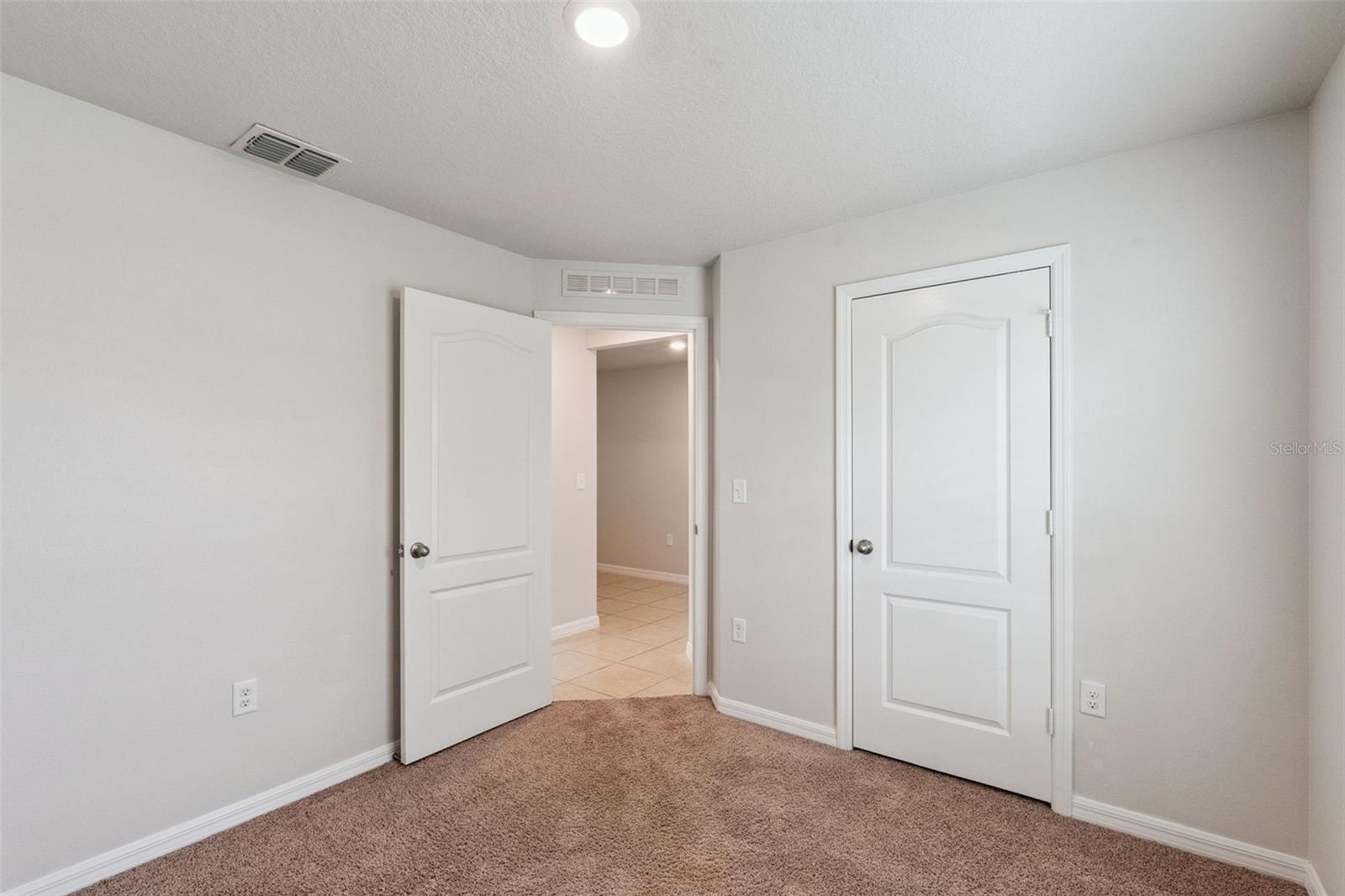 1369 Brenway Dr Property Photo 25