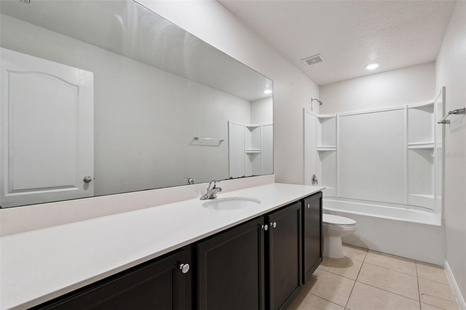 1369 Brenway Dr Property Photo 30