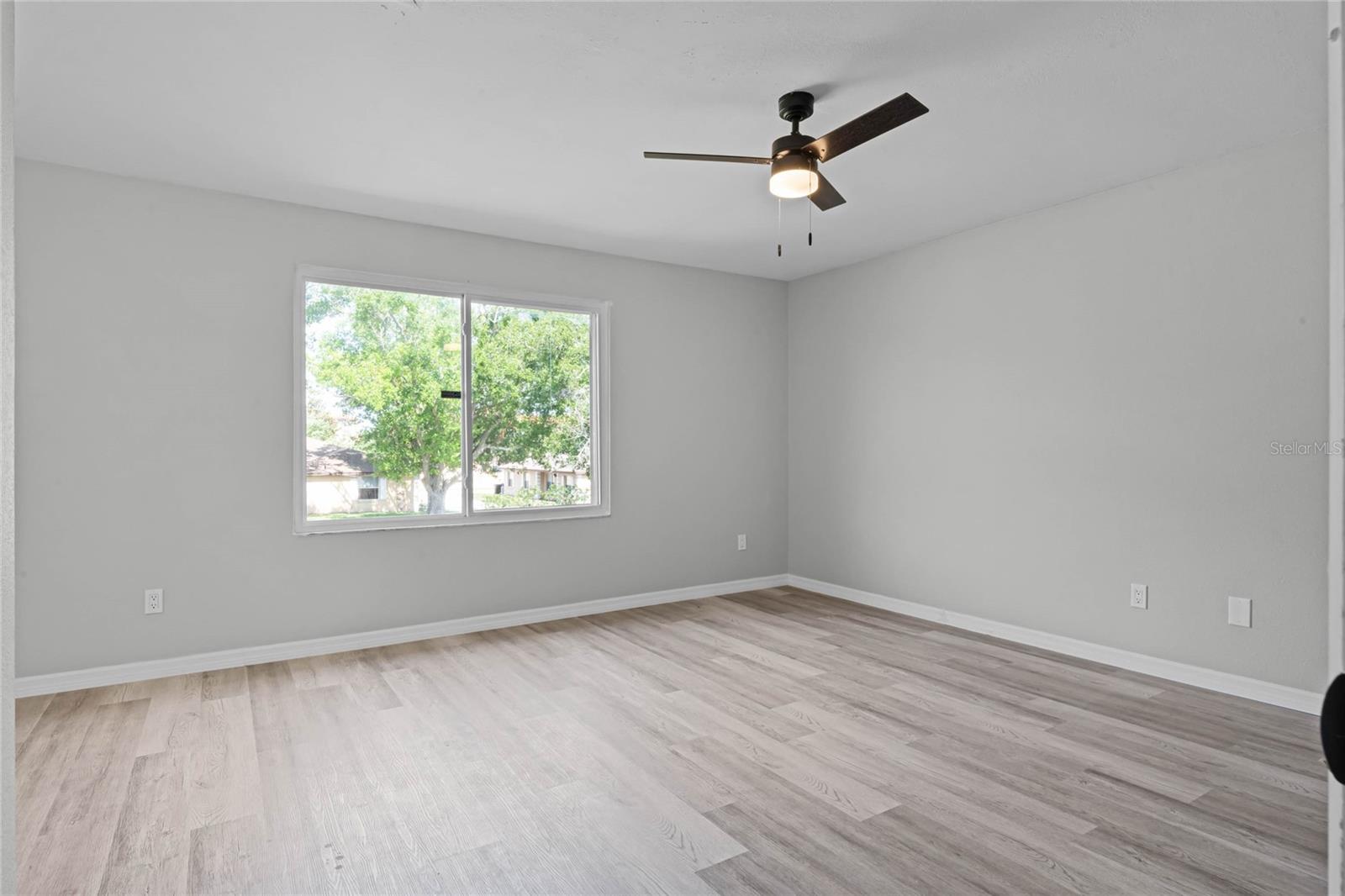 1067 Sophie Blvd Property Photo 8