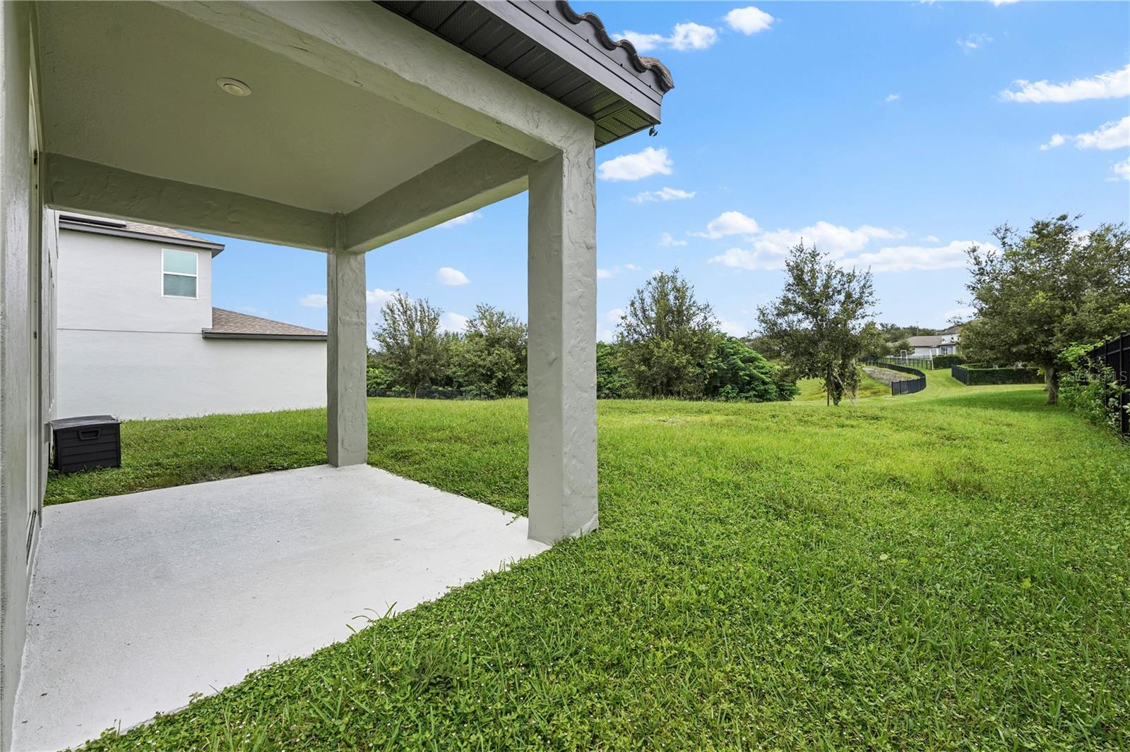 2561 Sky Stone Ct Property Photo 3