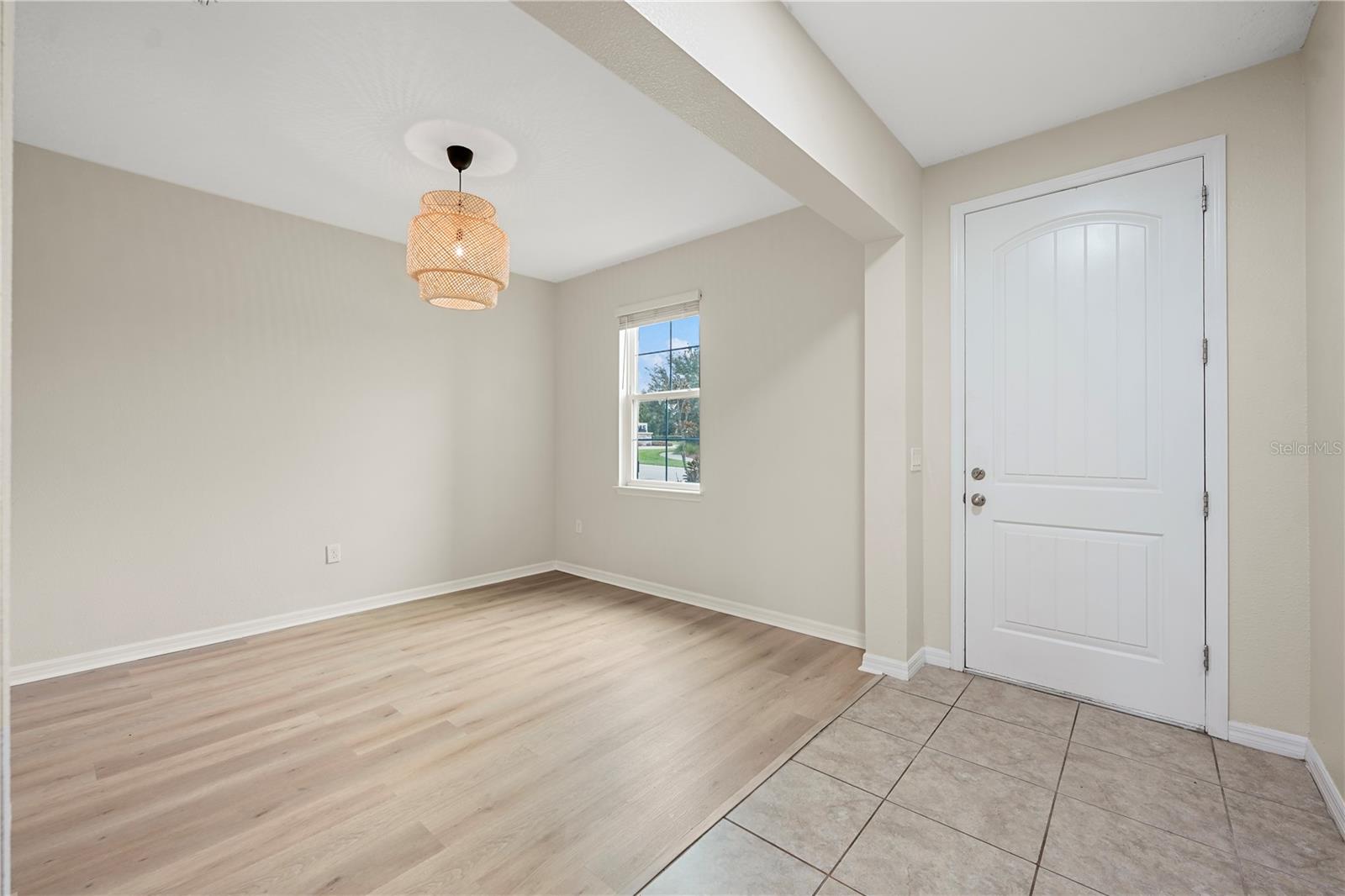 2561 Sky Stone Ct Property Photo 6