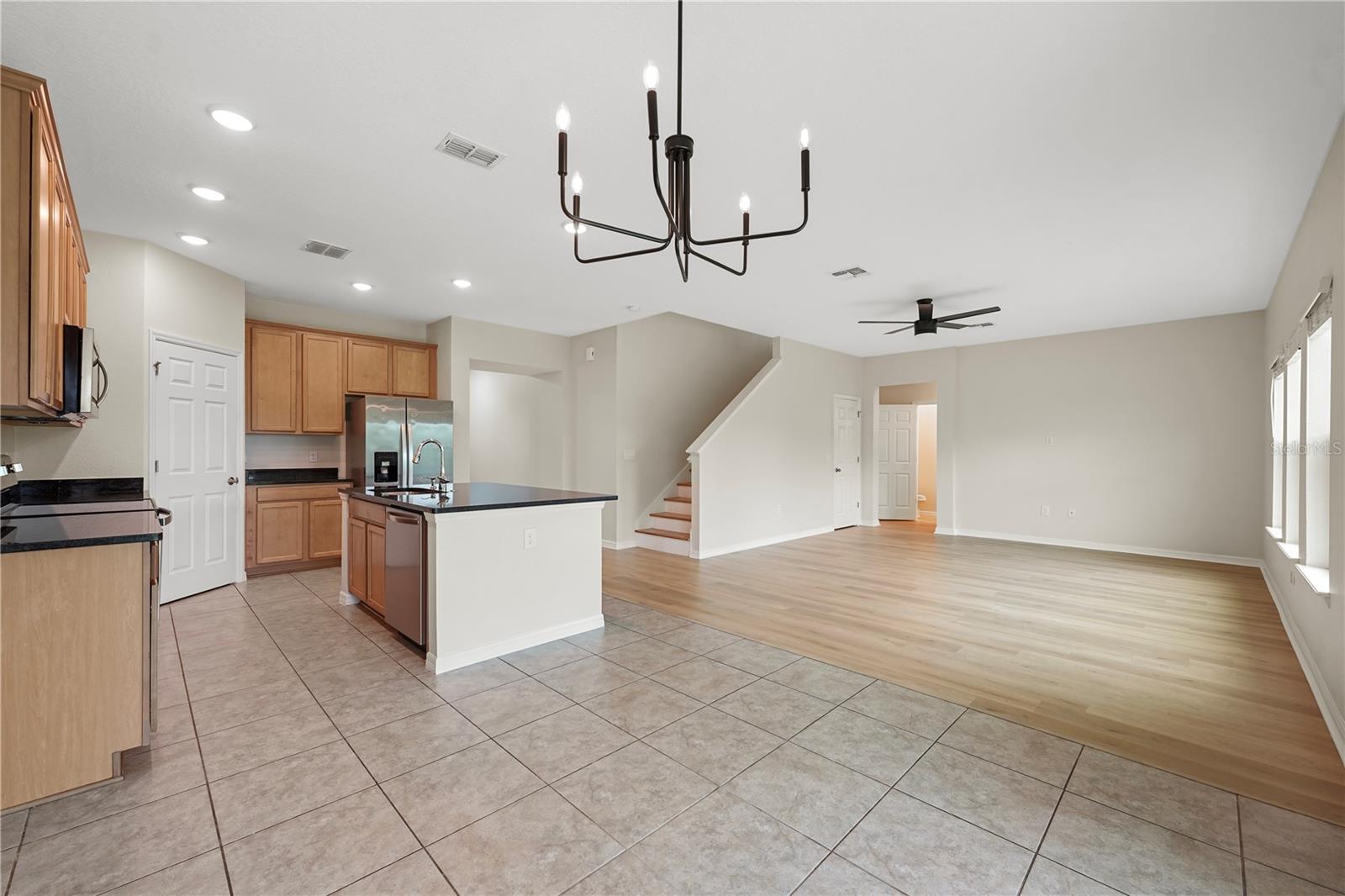 2561 Sky Stone Ct Property Photo 10