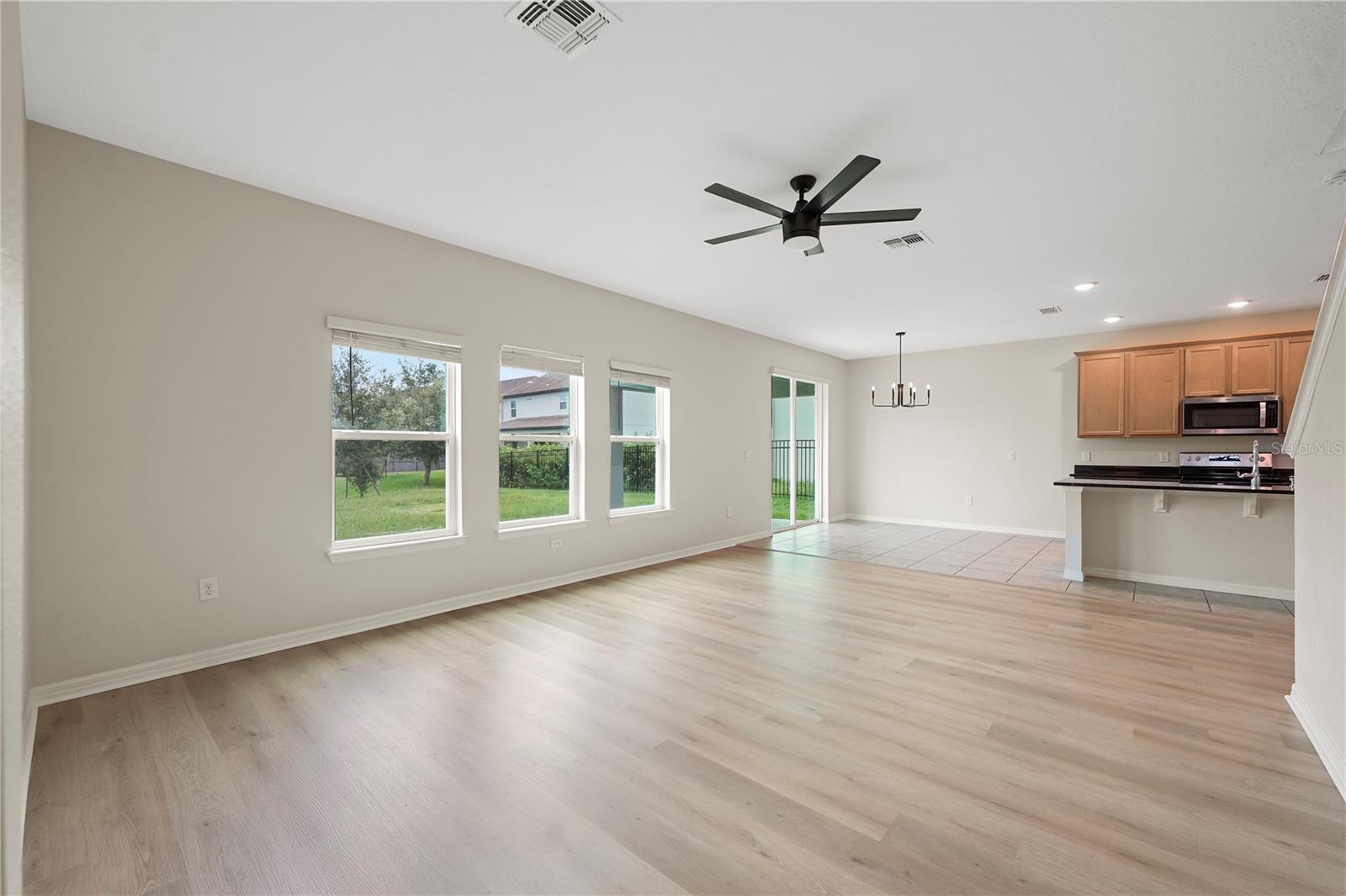 2561 Sky Stone Ct Property Photo 11