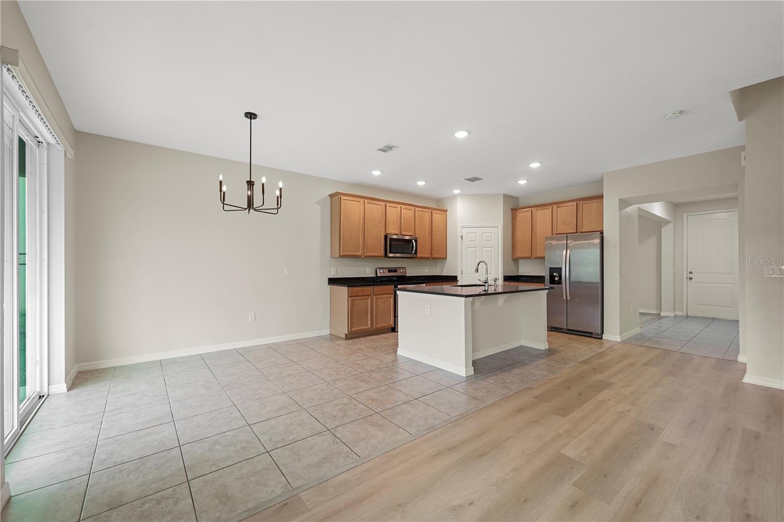 2561 Sky Stone Ct Property Photo 12