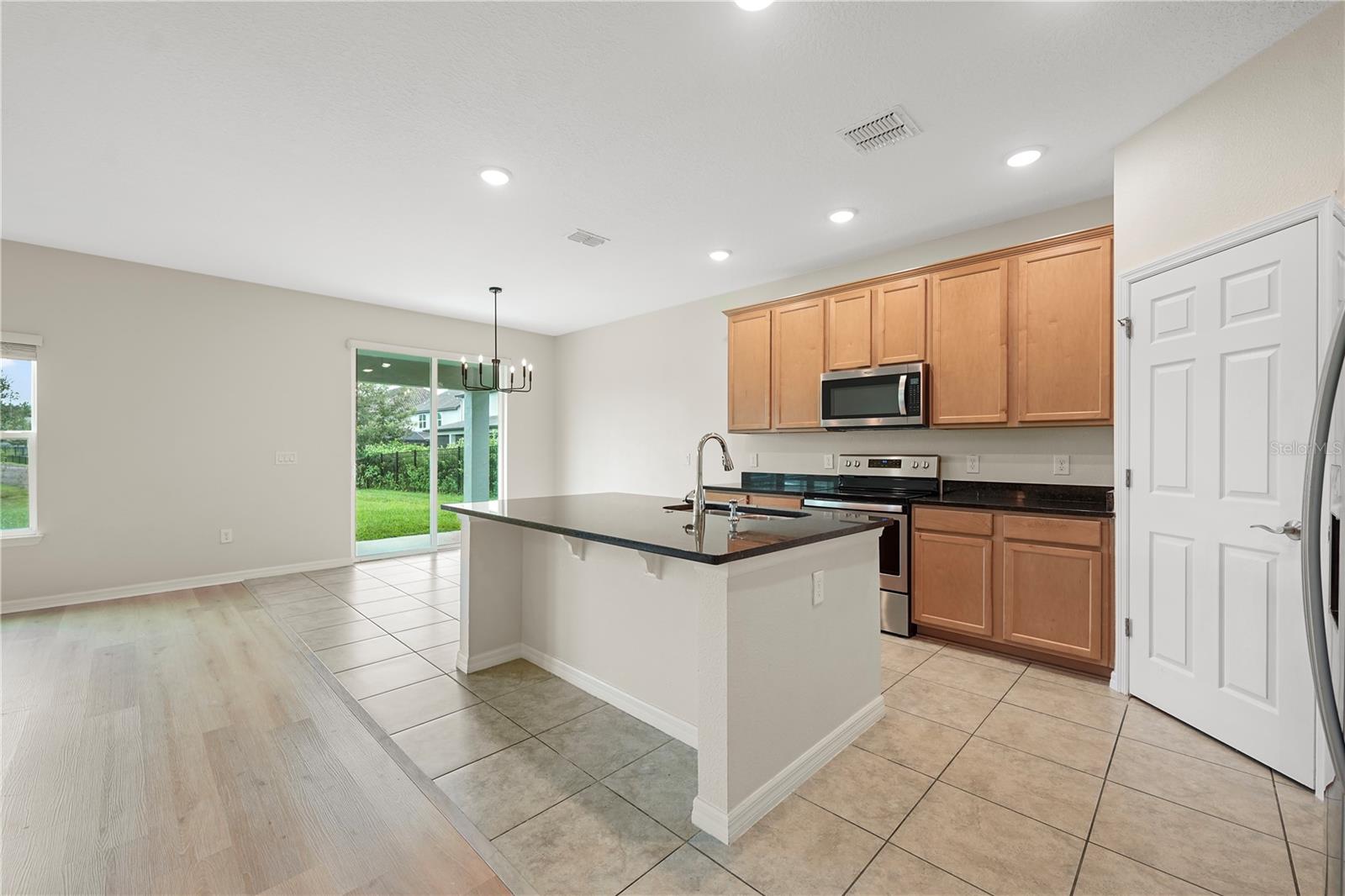 2561 Sky Stone Ct Property Photo 13