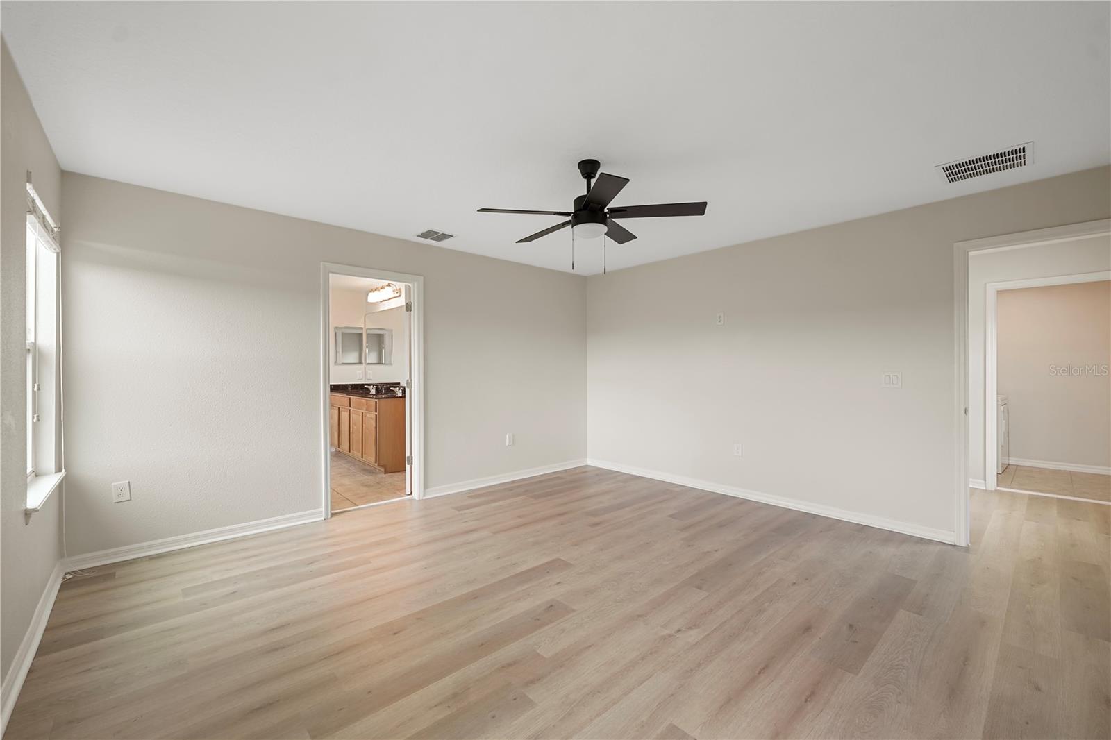 2561 Sky Stone Ct Property Photo 24