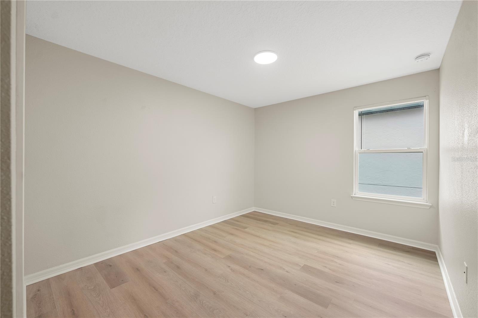 2561 Sky Stone Ct Property Photo 31