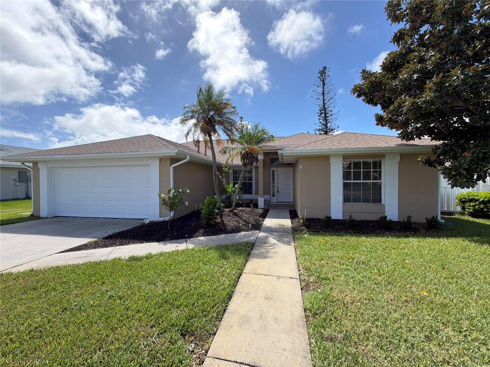 771 Sandhill Crane Ct Property Photo 1