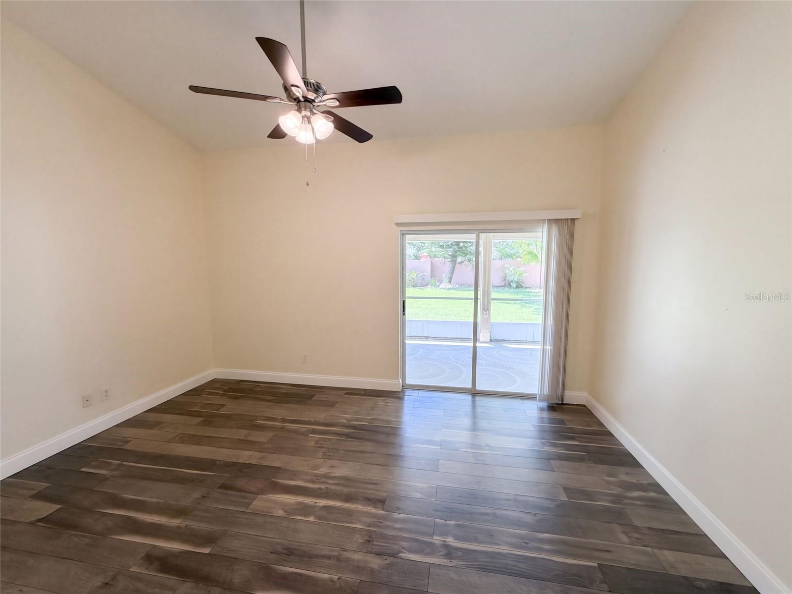 771 Sandhill Crane Ct Property Photo 4