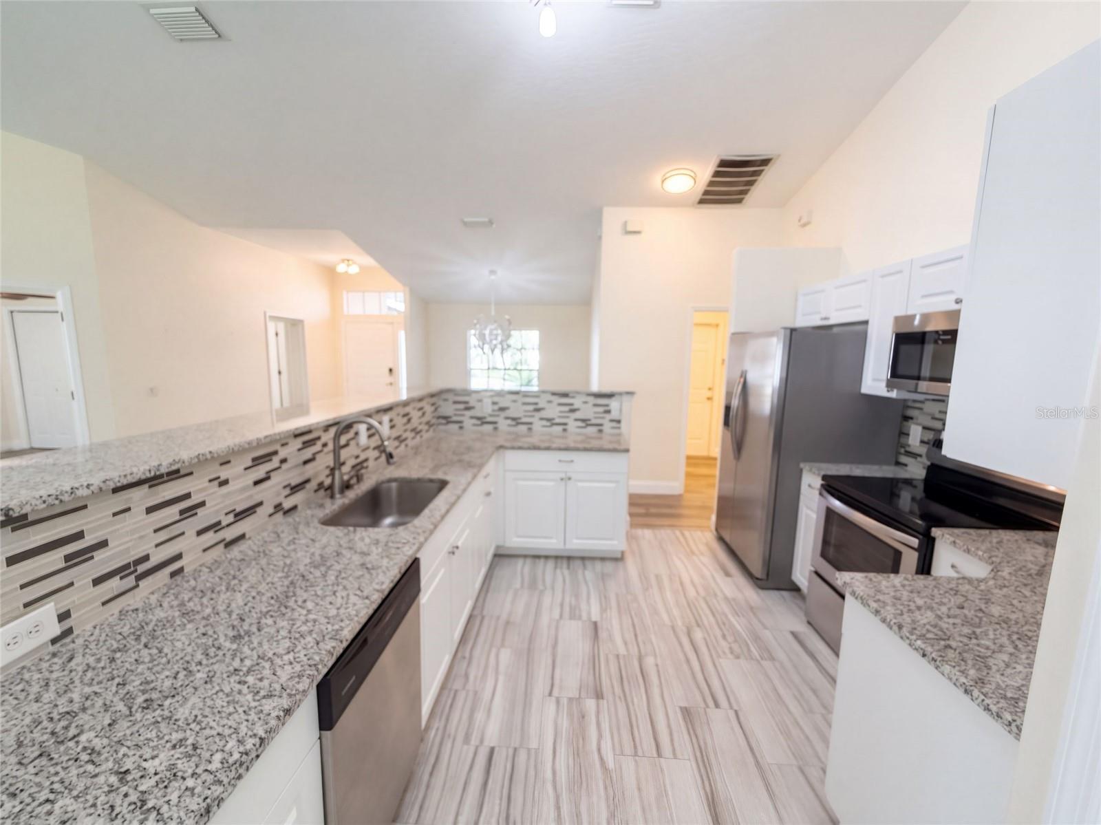 771 Sandhill Crane Ct Property Photo 7