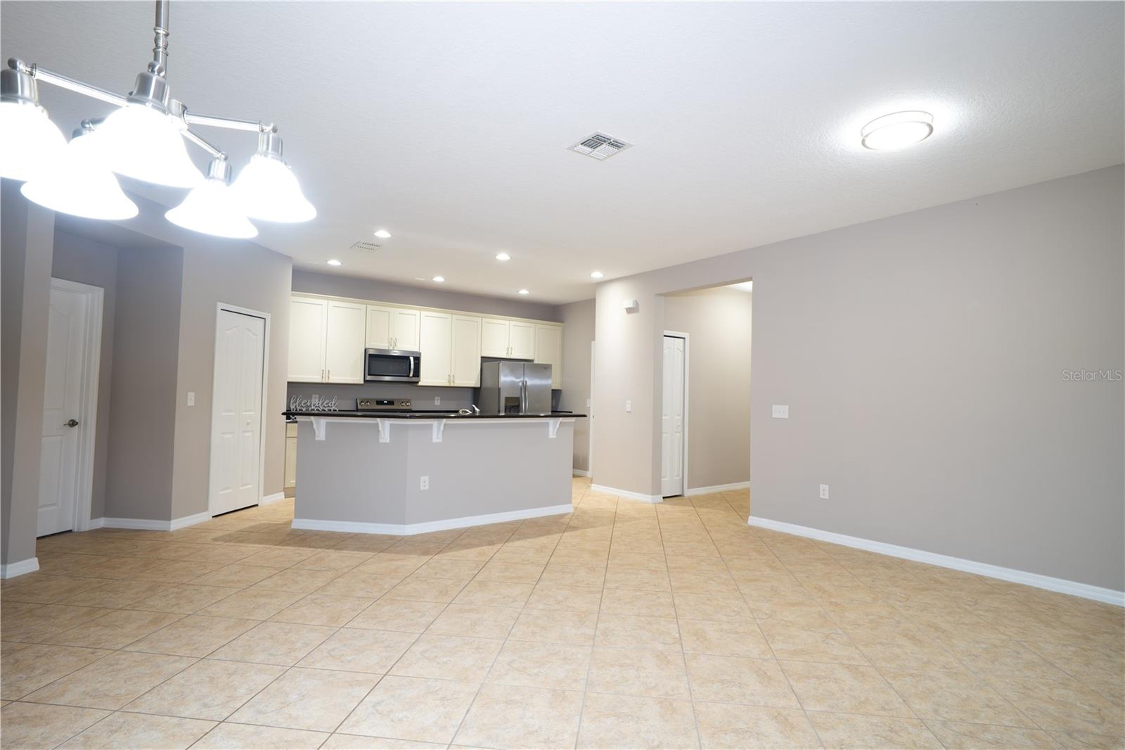 8809 Arrabida Ln Property Photo 10