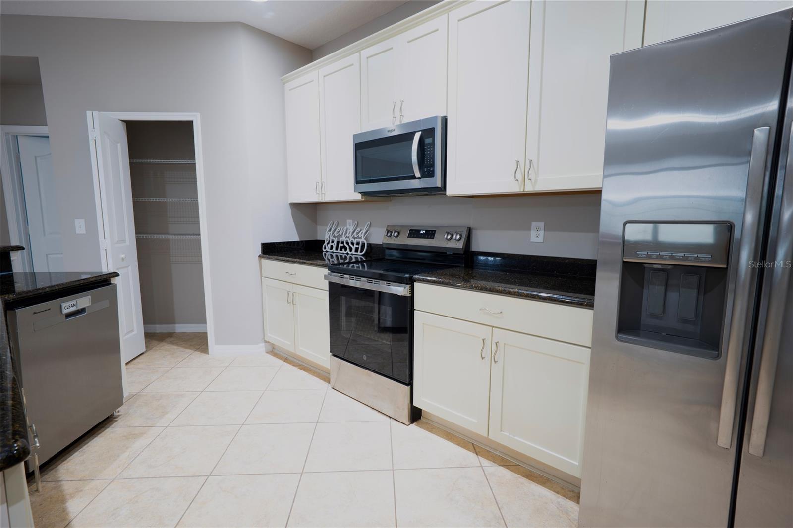 8809 Arrabida Ln Property Photo 11