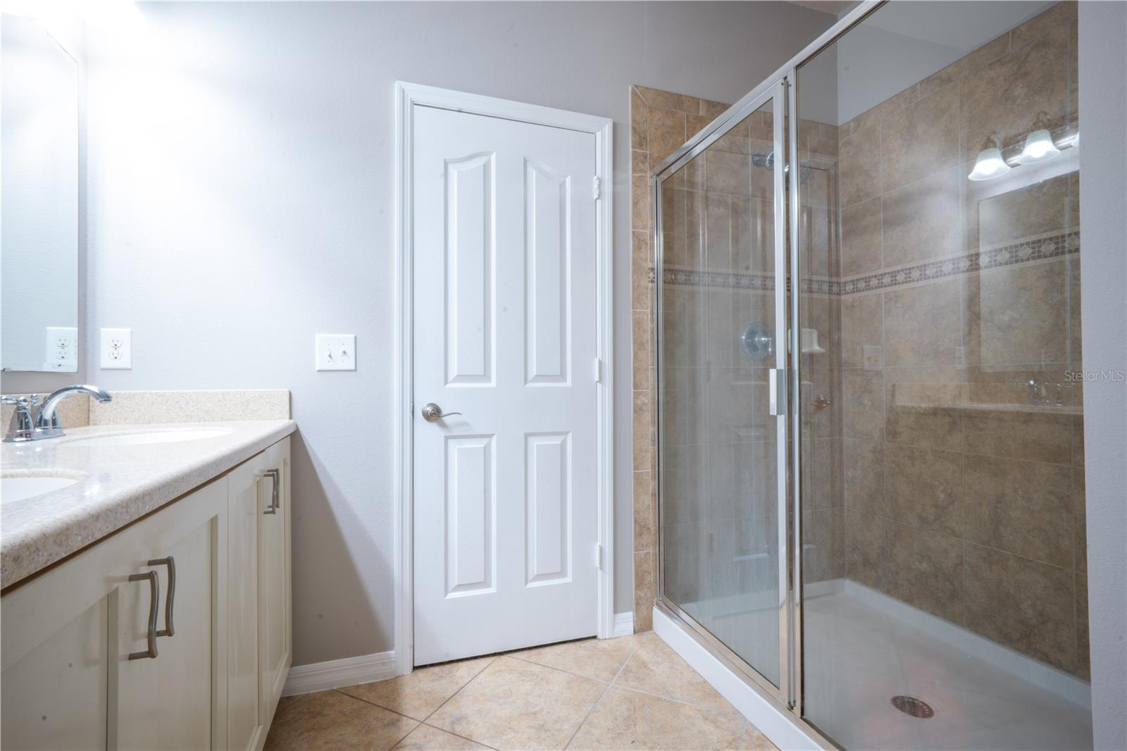 8809 Arrabida Ln Property Photo 19