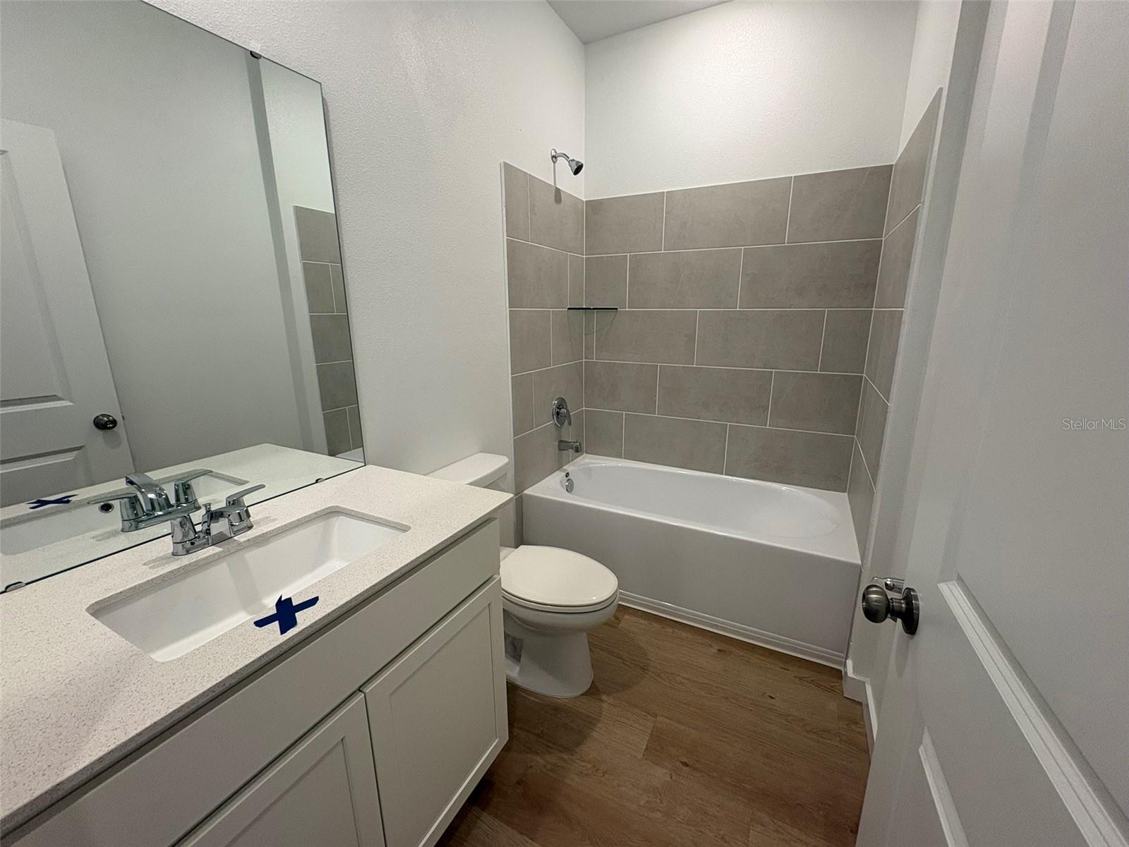 2716 Mercy Cir Property Photo 5