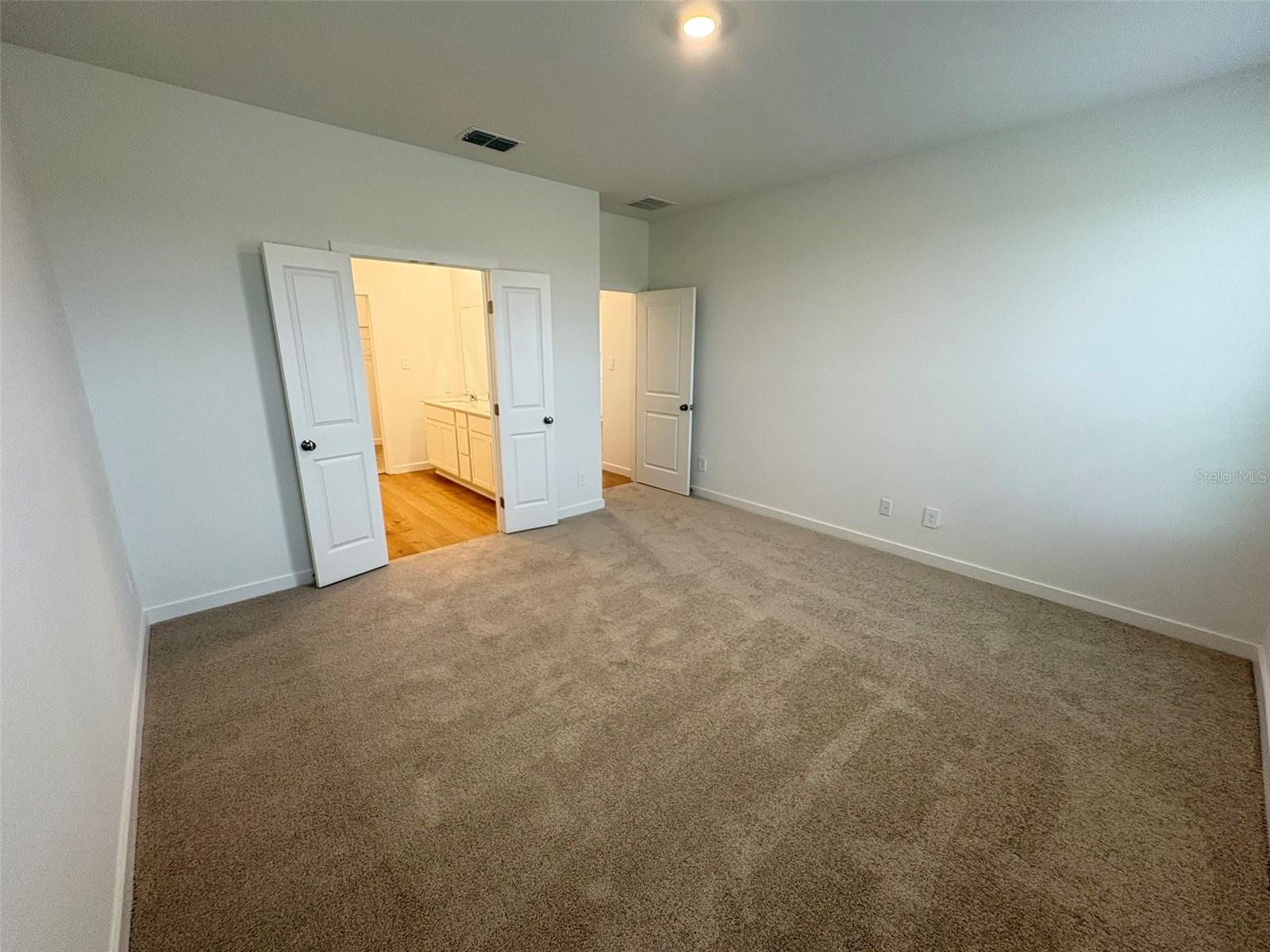 2716 Mercy Cir Property Photo 25