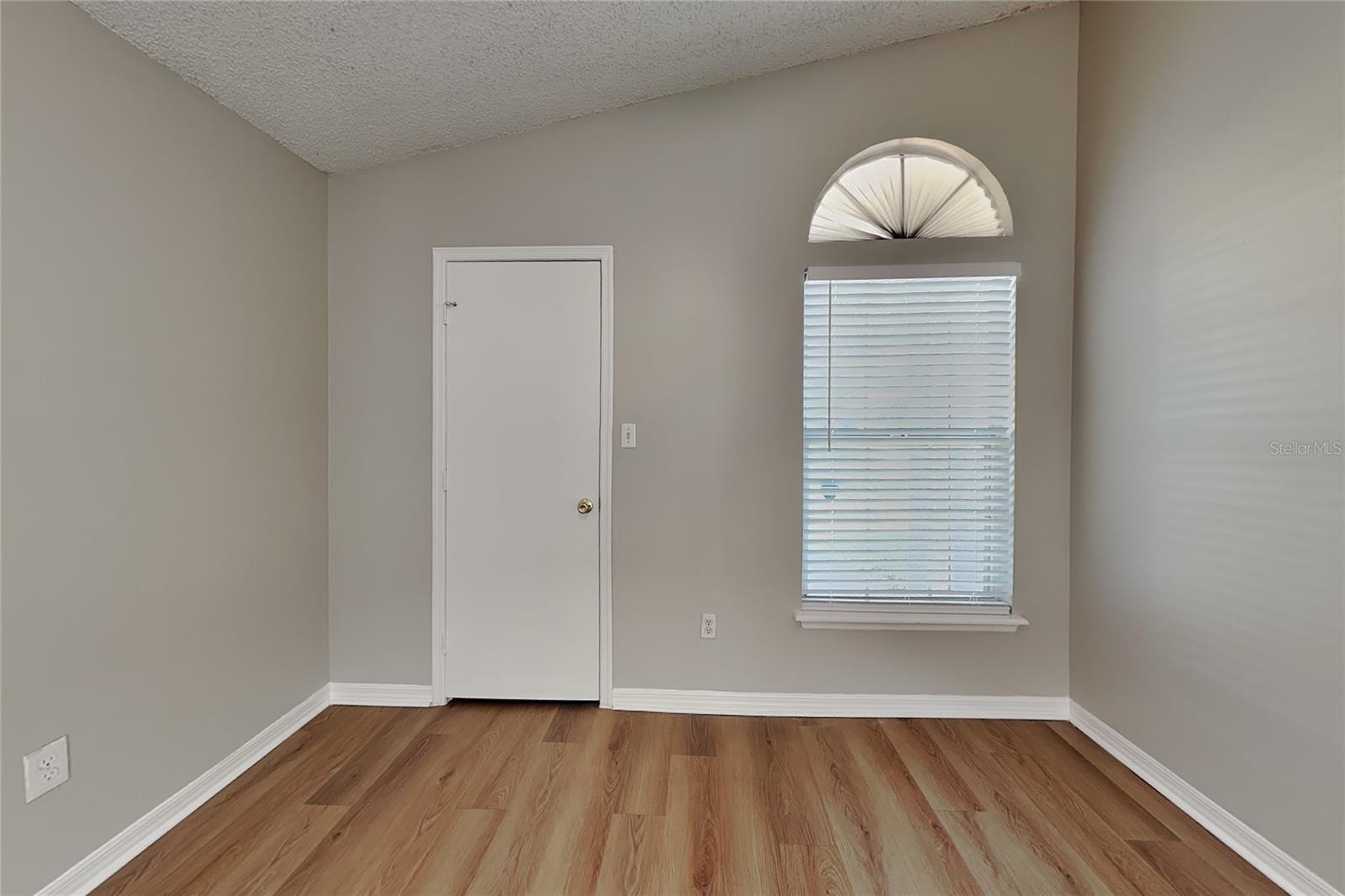 1603 Winter Green Blvd Property Photo 9