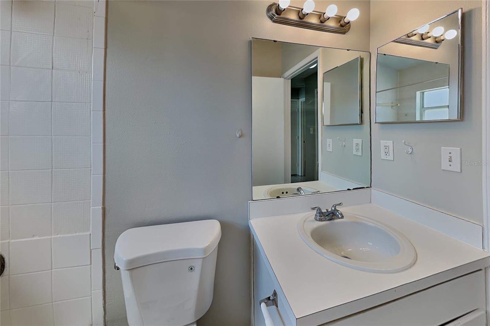 1603 Winter Green Blvd Property Photo 15