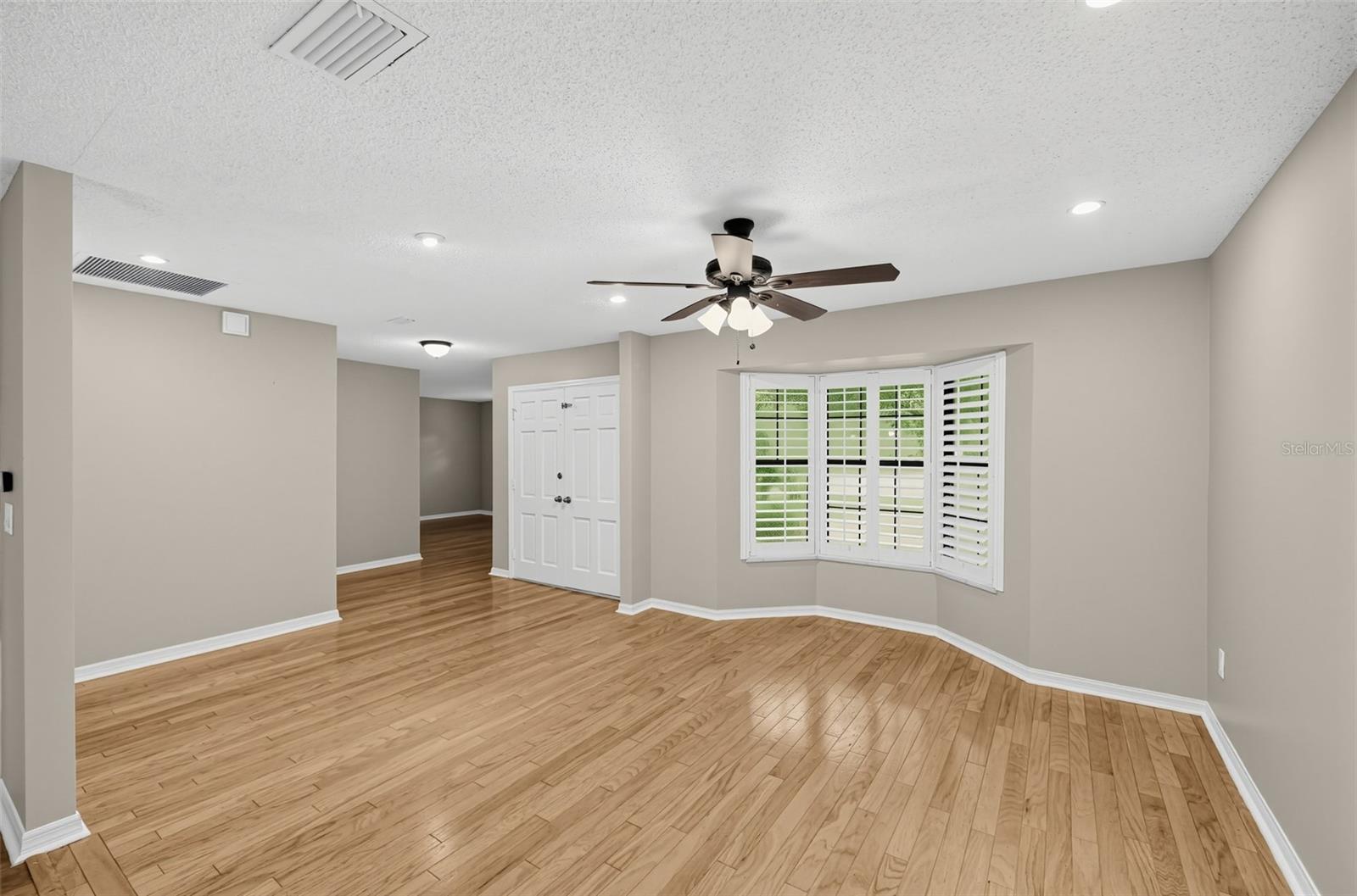 1641 Stanley St Property Photo 8