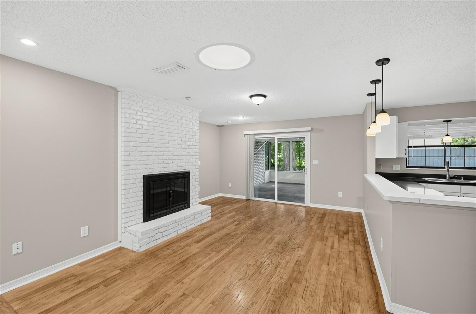 1641 Stanley St Property Photo 15