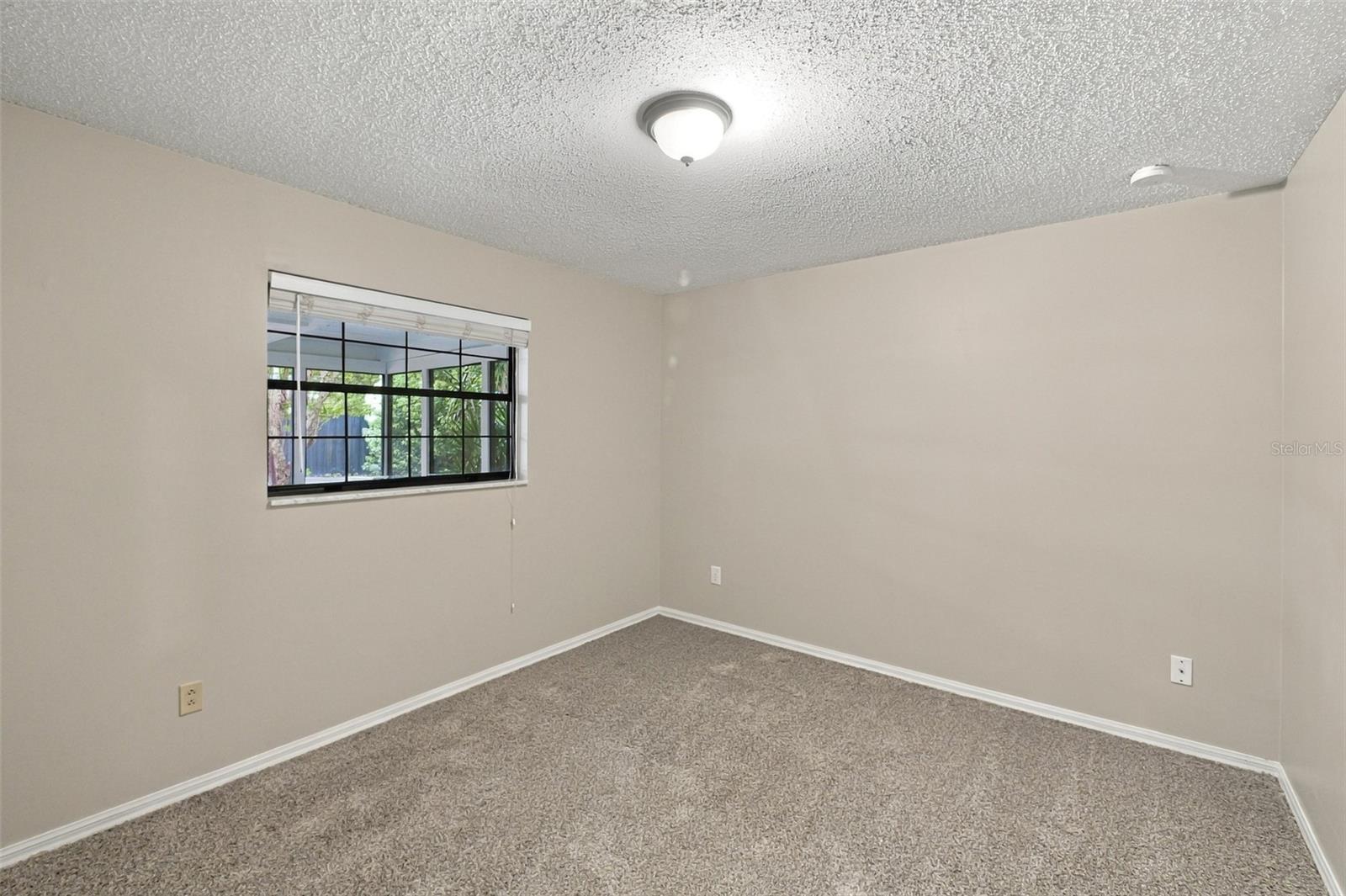 1641 Stanley St Property Photo 30