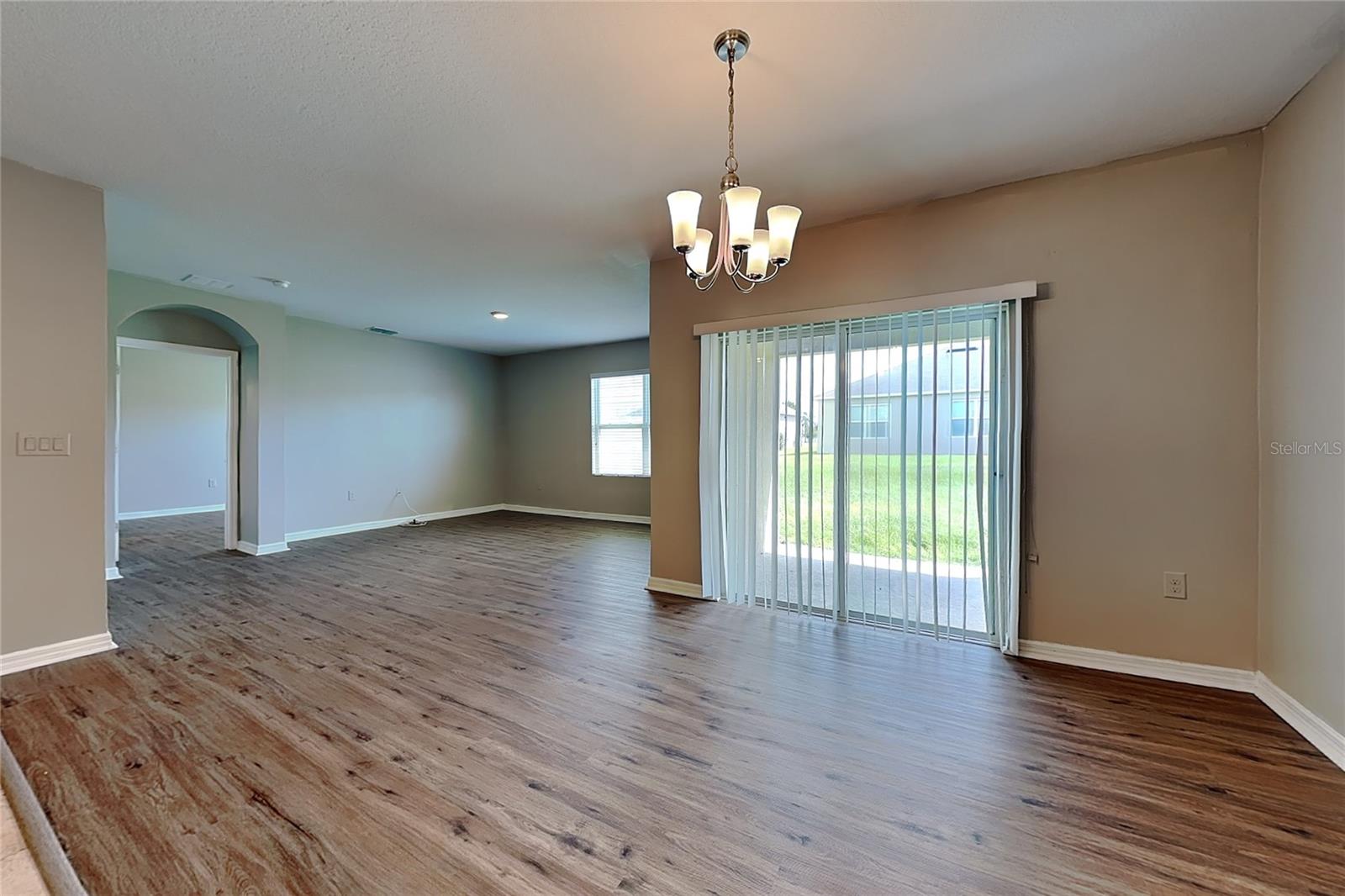178 Fall Glo Rd Property Photo 2