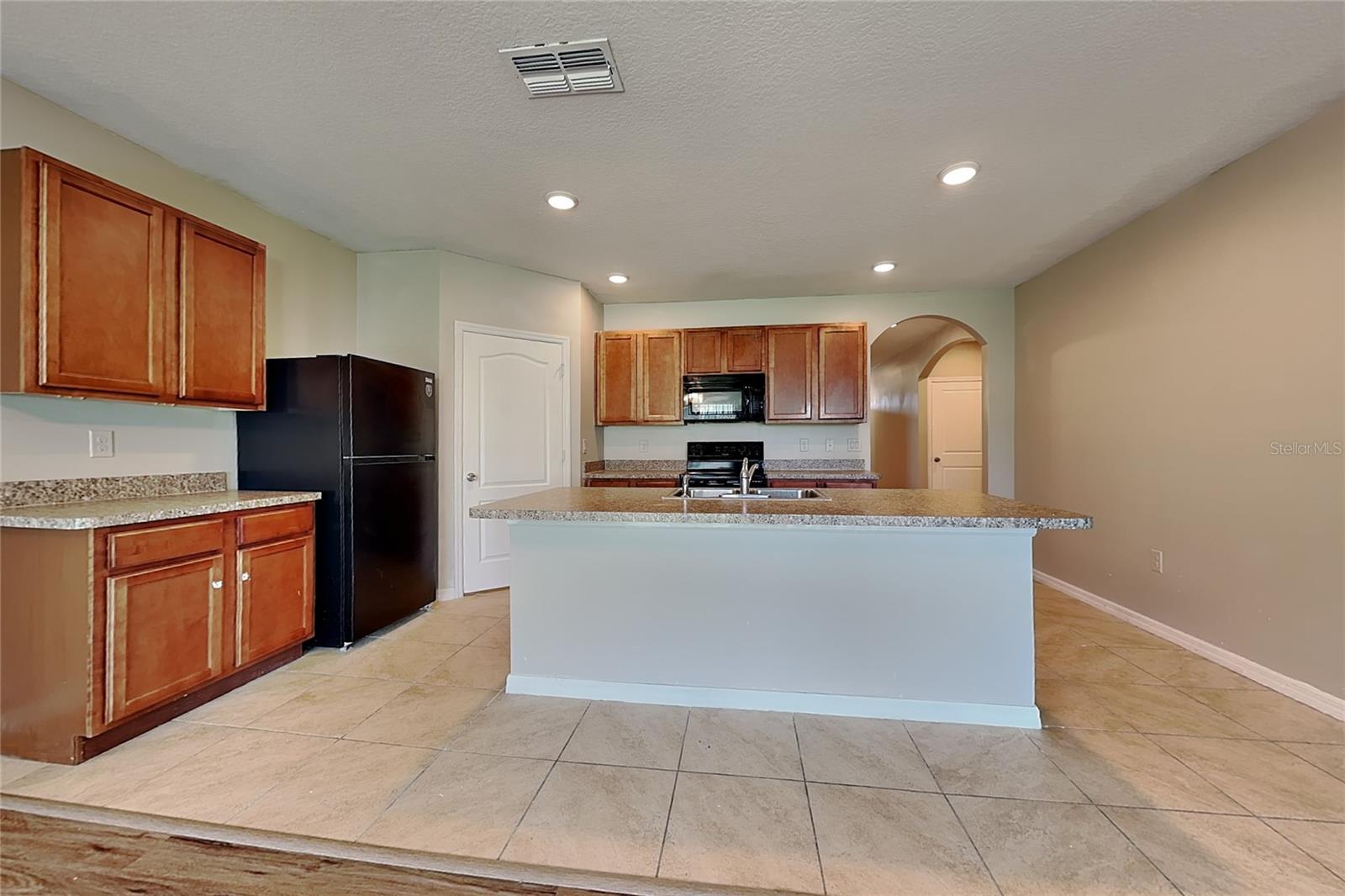 178 Fall Glo Rd Property Photo 4