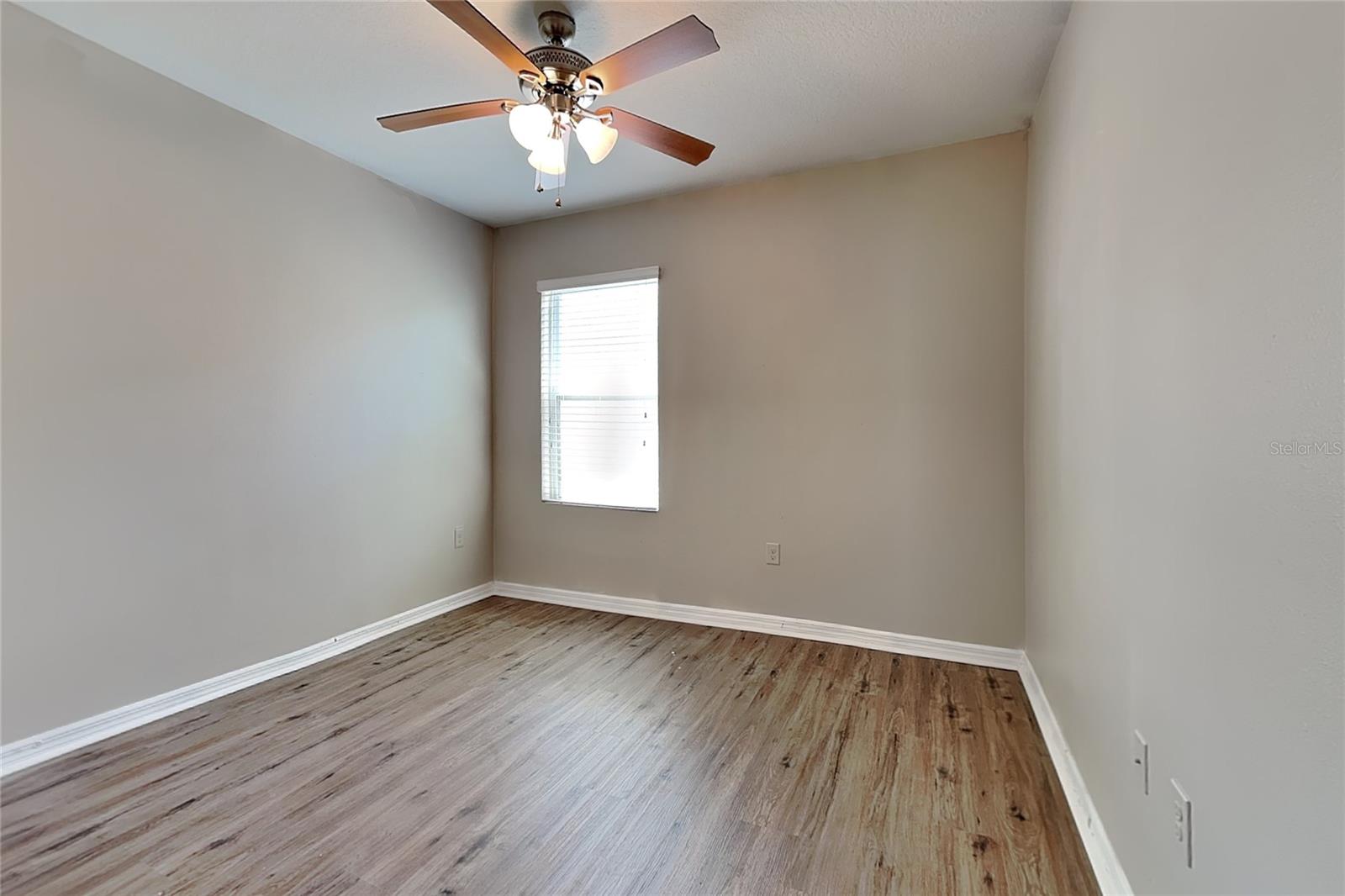 178 Fall Glo Rd Property Photo 11