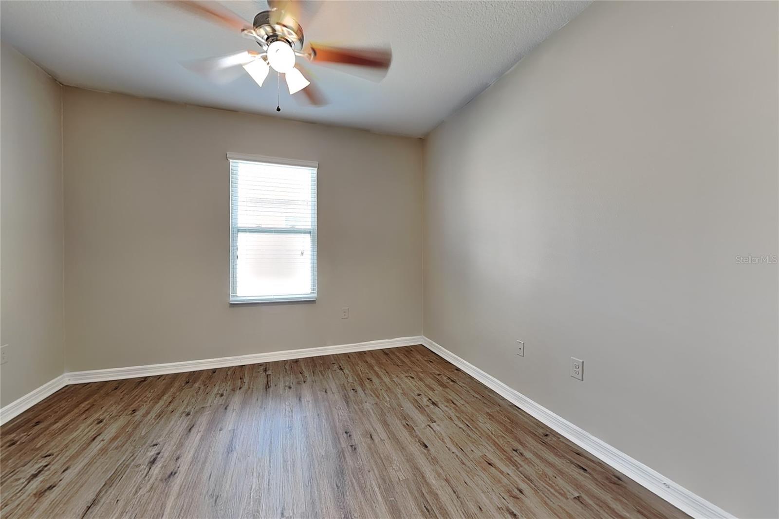 178 Fall Glo Rd Property Photo 12