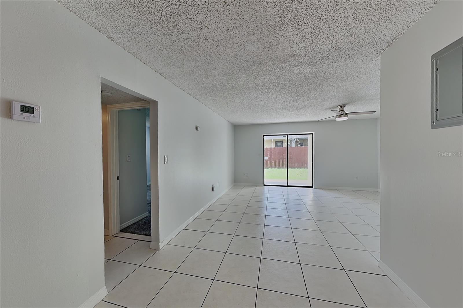 310 Cherokee Ct #b Property Photo 9