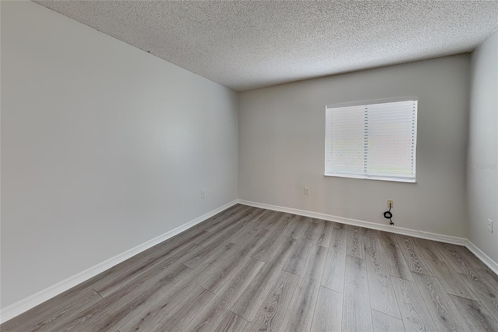 310 Cherokee Ct #b Property Photo 11