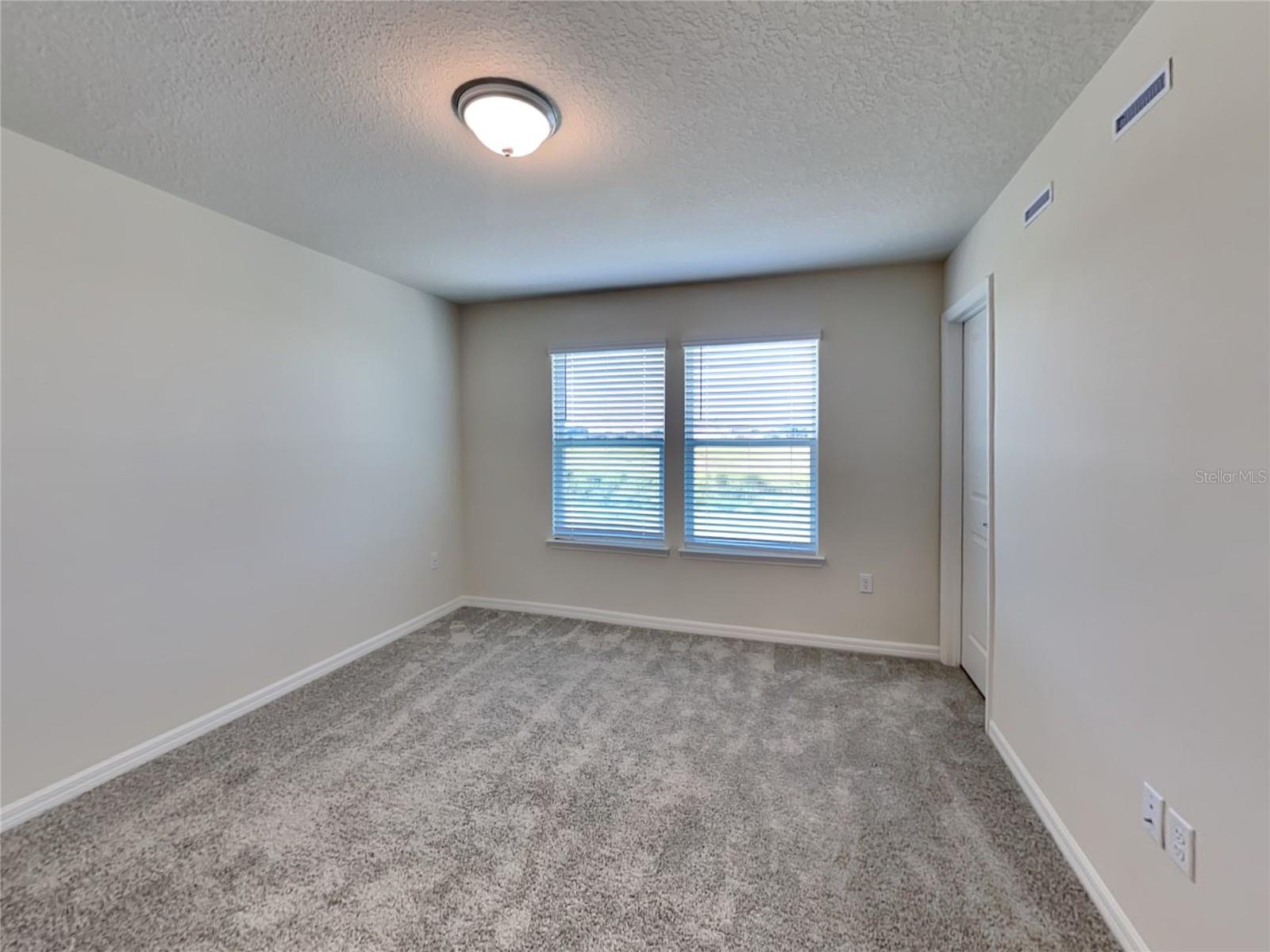 3117 Emerald Acres Ln Property Photo 6