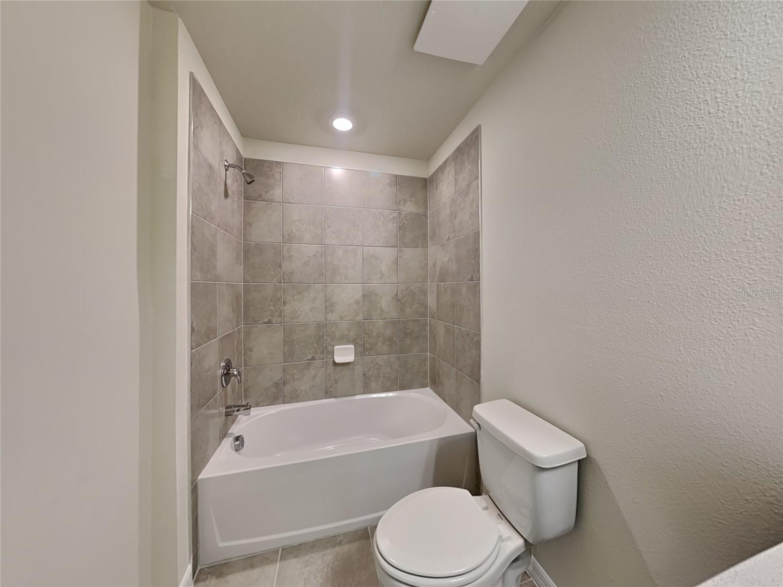 3117 Emerald Acres Ln Property Photo 16