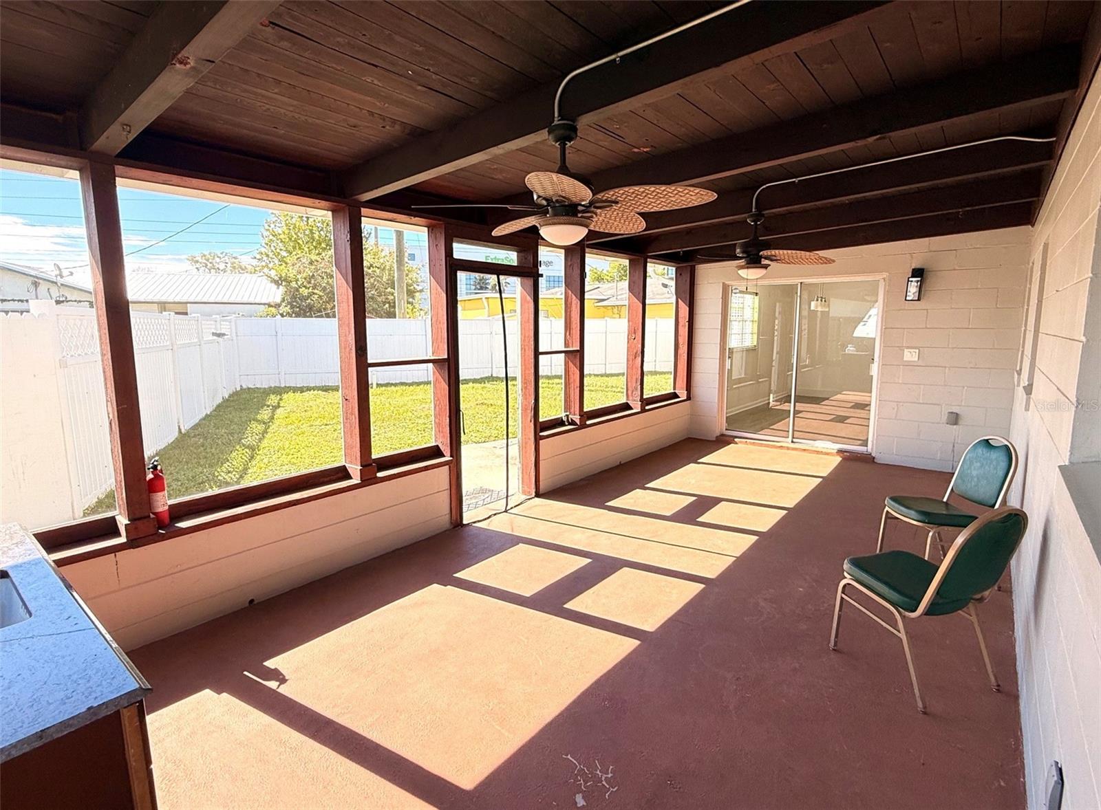 3416 Arbutus Ln Property Photo 17