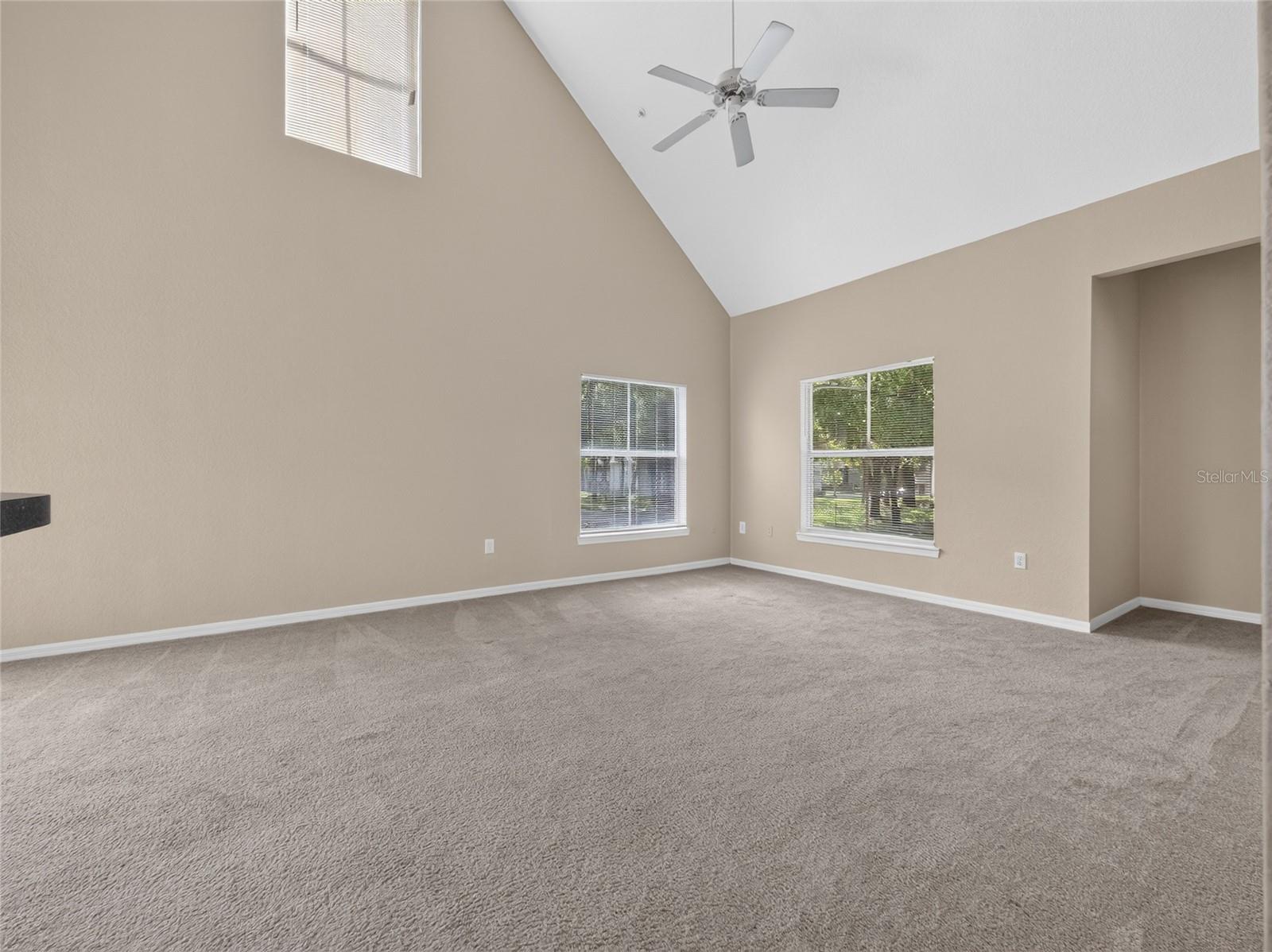 5961 Westgate Dr #2027 Property Photo 7