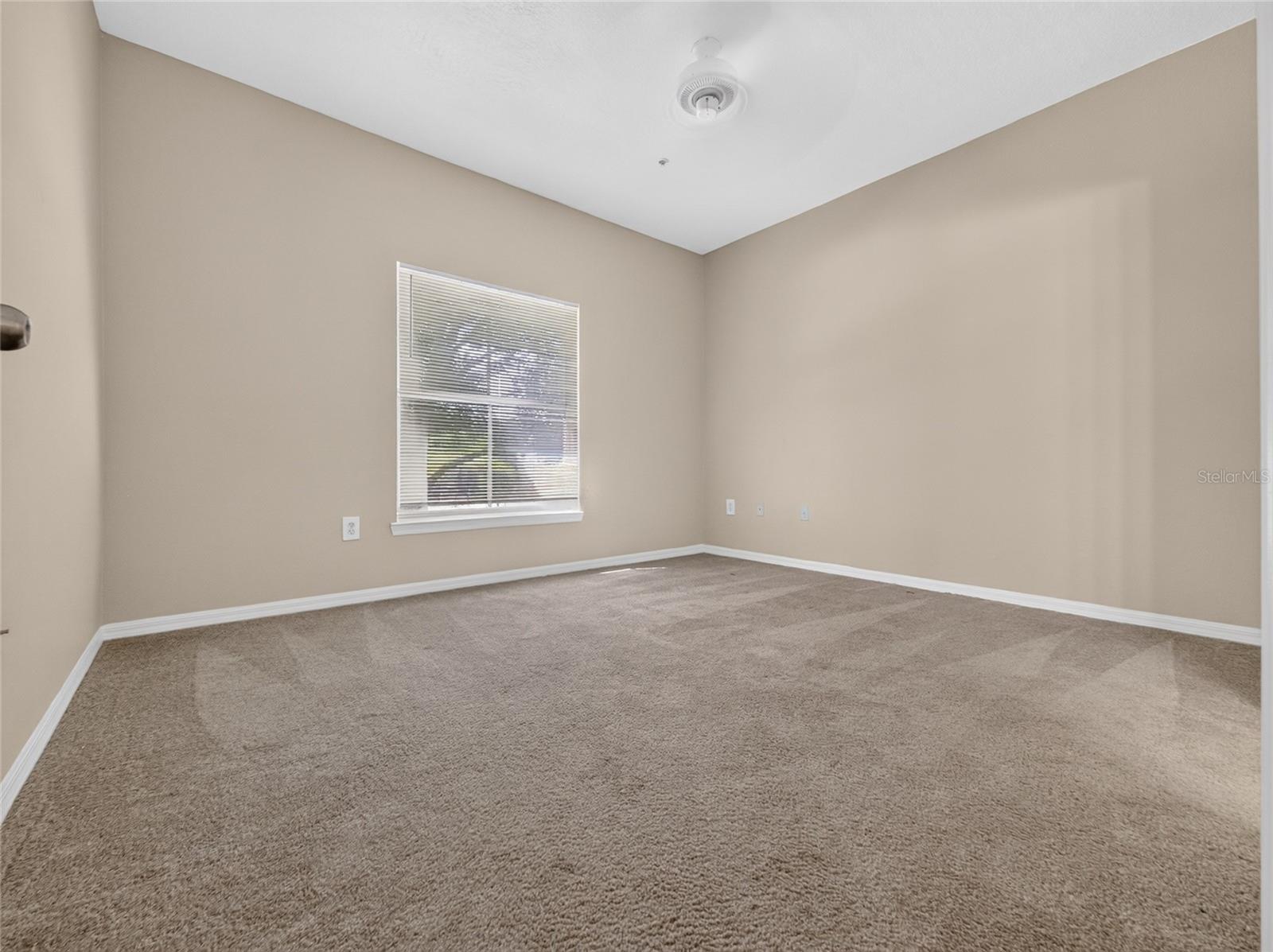 5961 Westgate Dr #2027 Property Photo 14