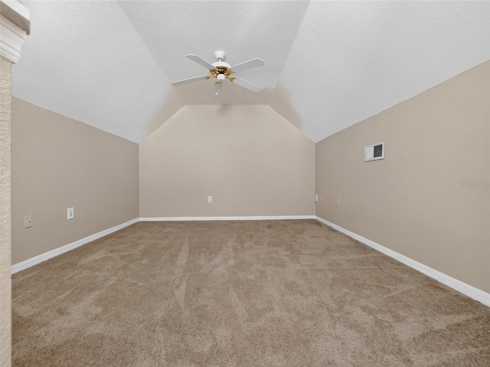 5961 Westgate Dr #2027 Property Photo 27