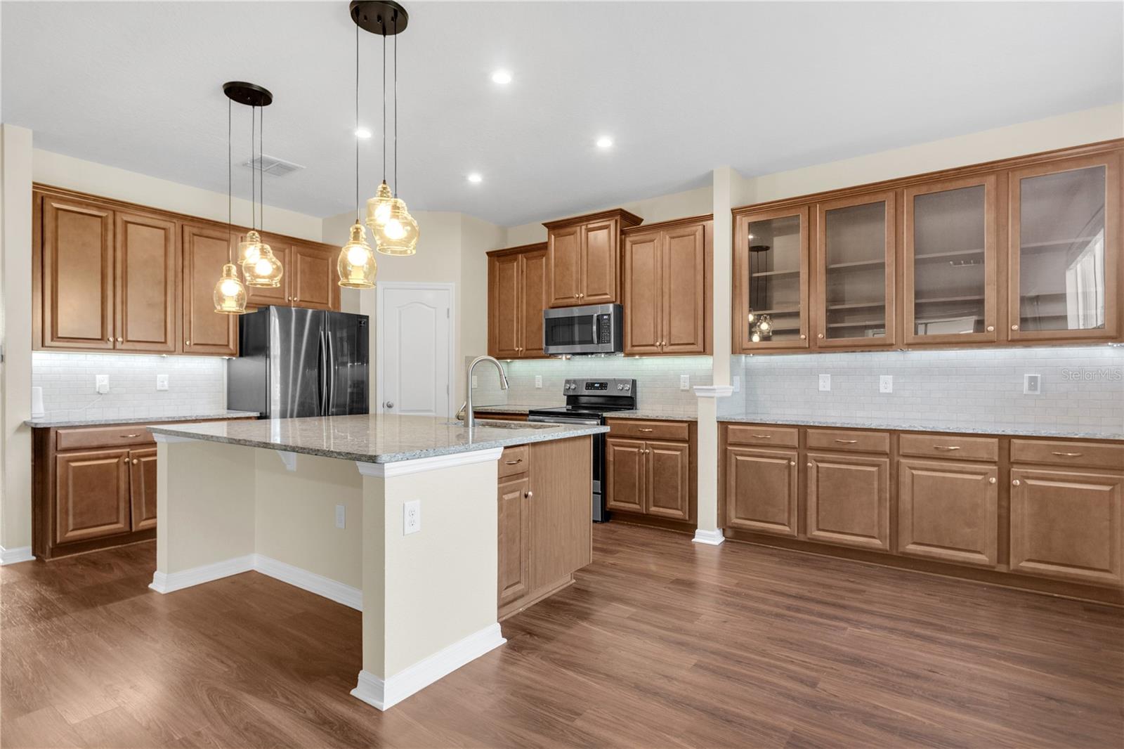 17104 Goldcrest Loop Property Photo 20