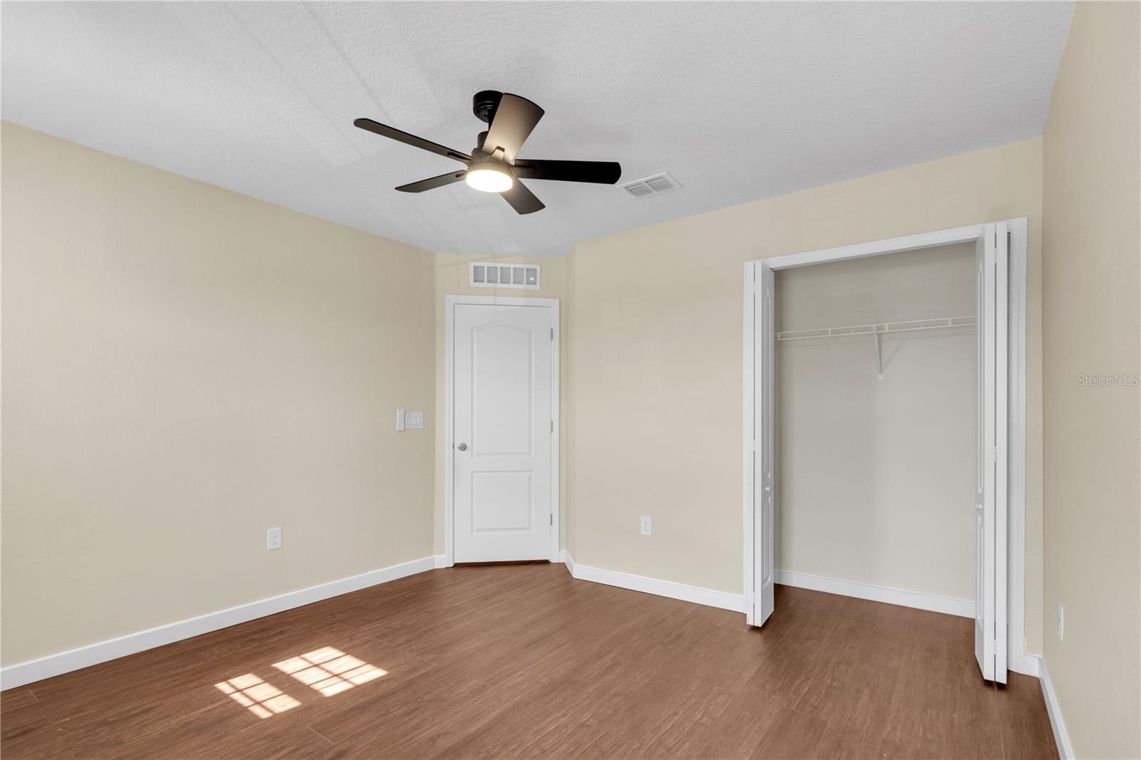 17104 Goldcrest Loop Property Photo 29