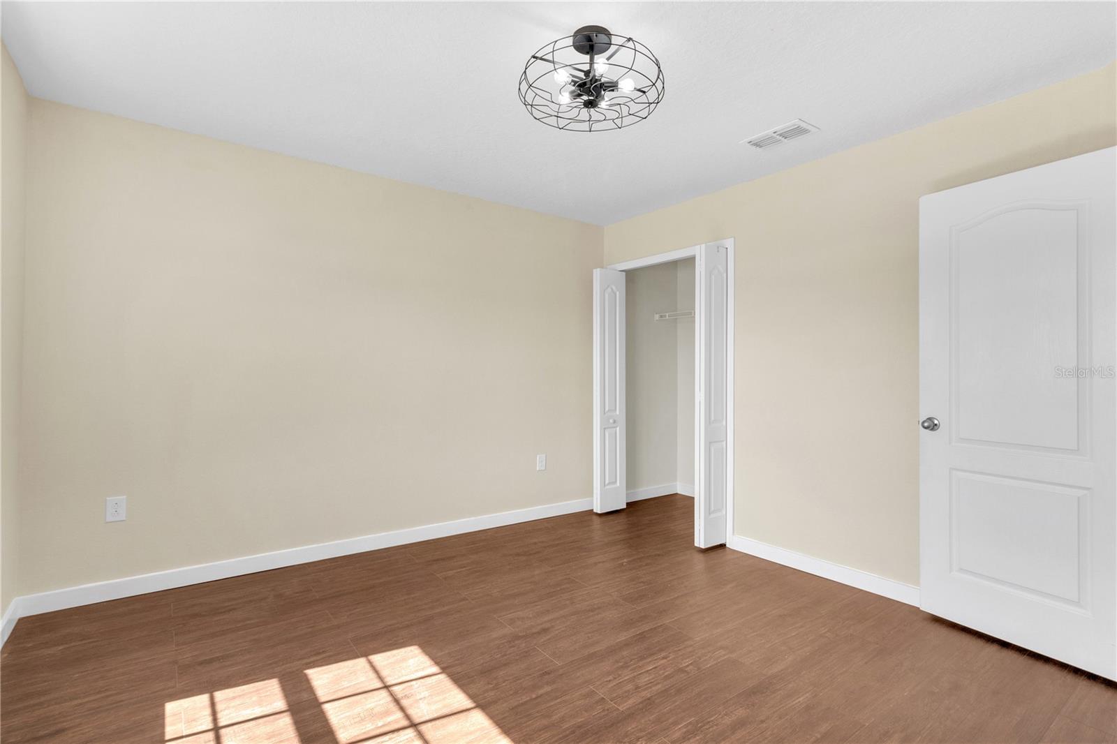 17104 Goldcrest Loop Property Photo 32
