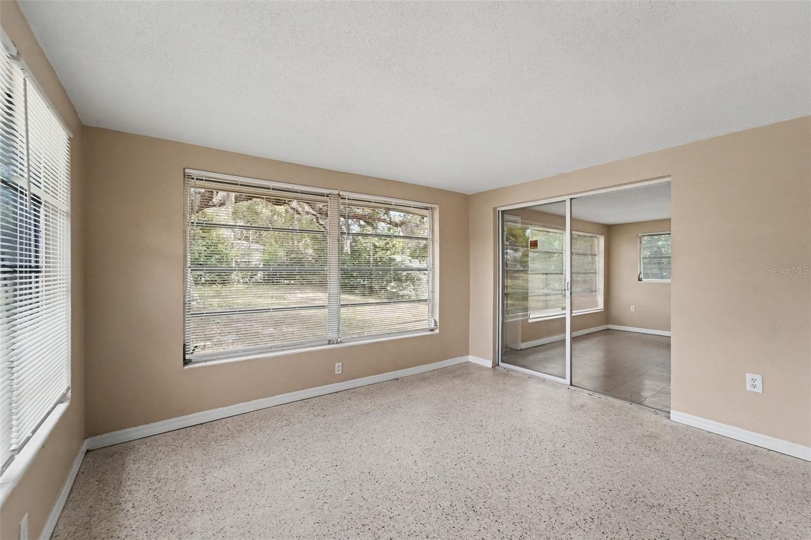 10632 Laburnum Dr Property Photo 13