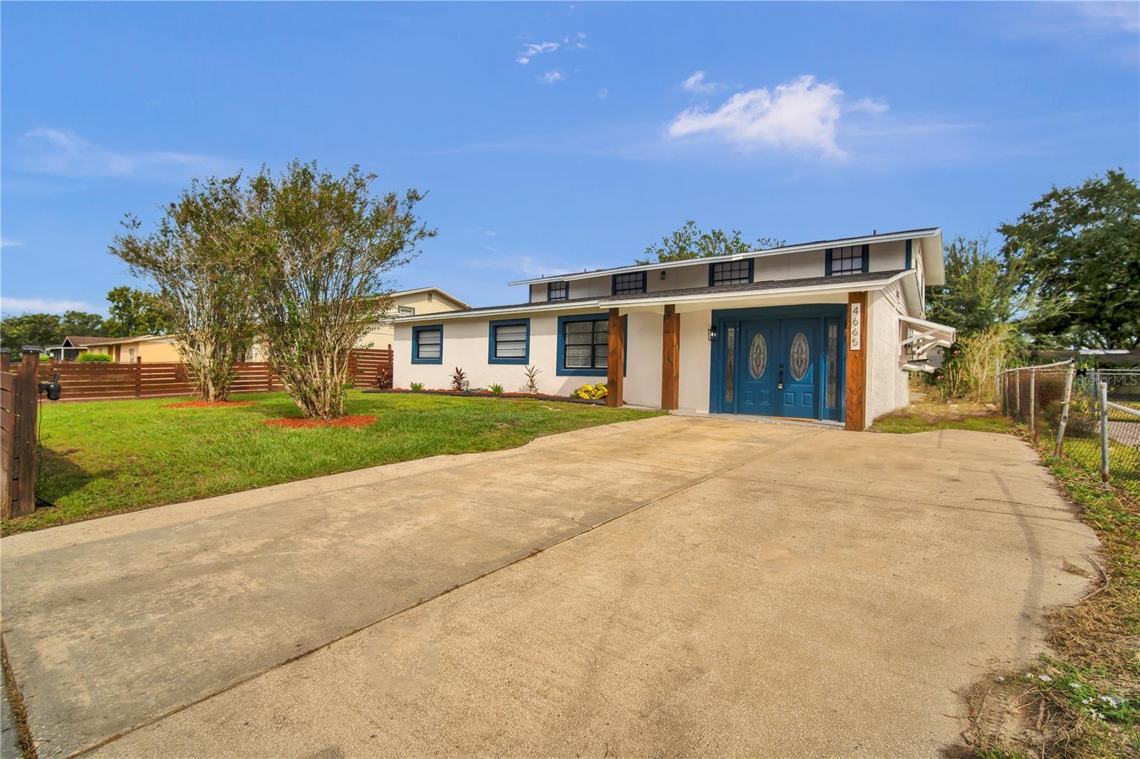 4665 Piedmont Ct Property Photo 4