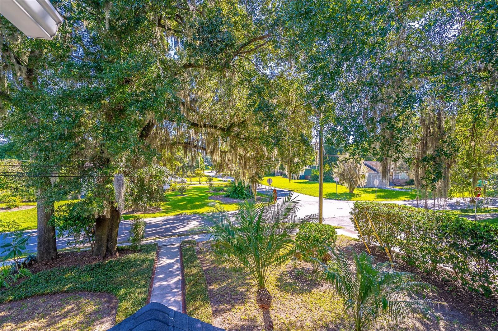 472 Mayfair Cir Property Photo 25