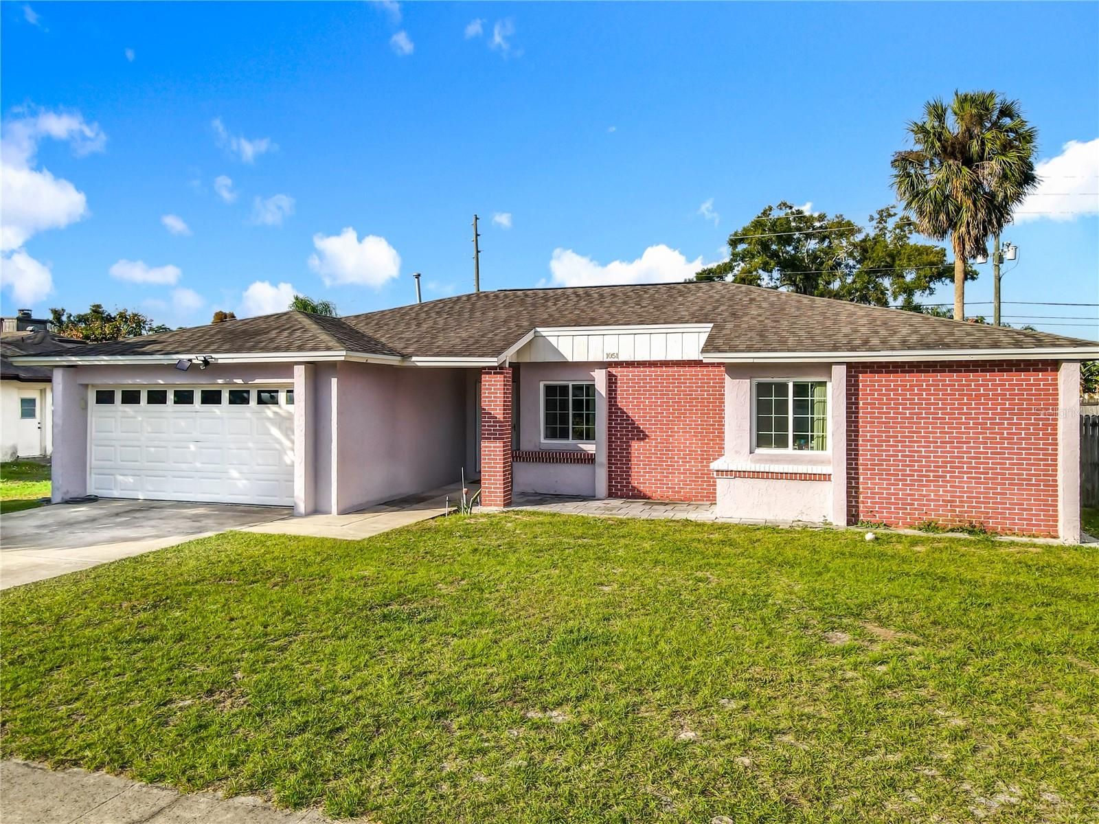 1051 Alameda Dr Property Photo 2