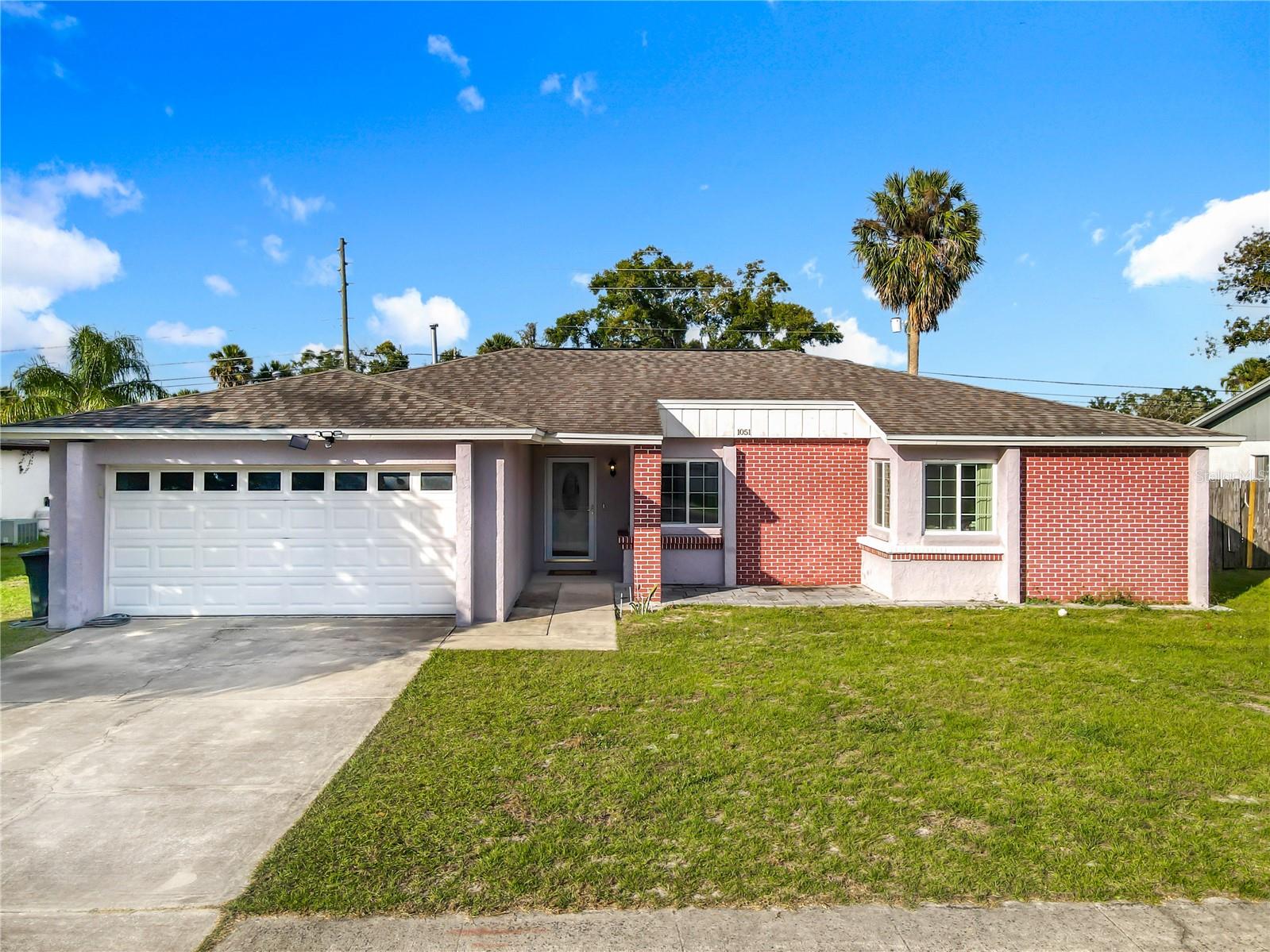 1051 Alameda Dr Property Photo 3